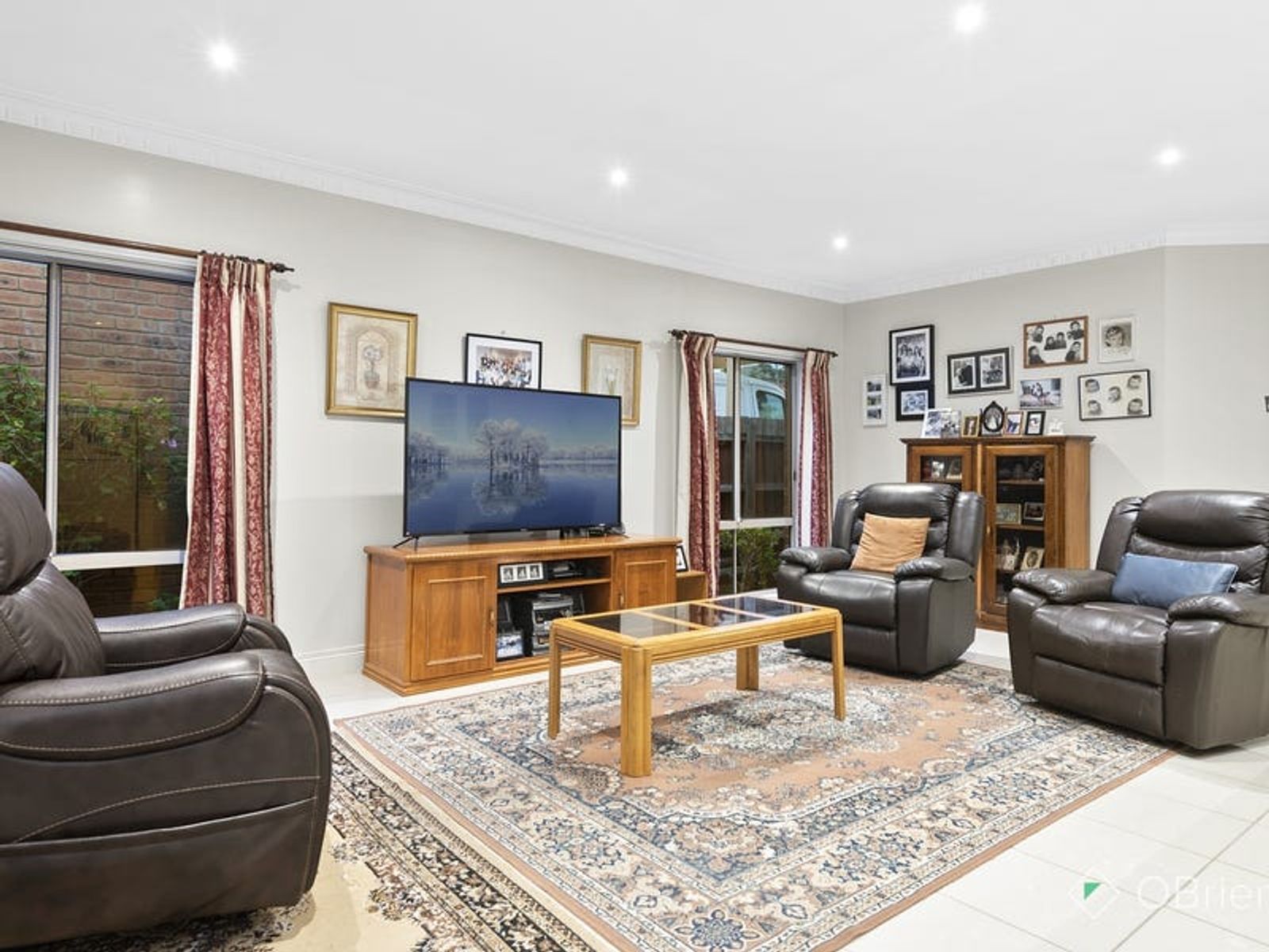 360 James Cook Drive, Endeavour Hills, VIC 3802, Endeavour Hills - Thumbnail 4