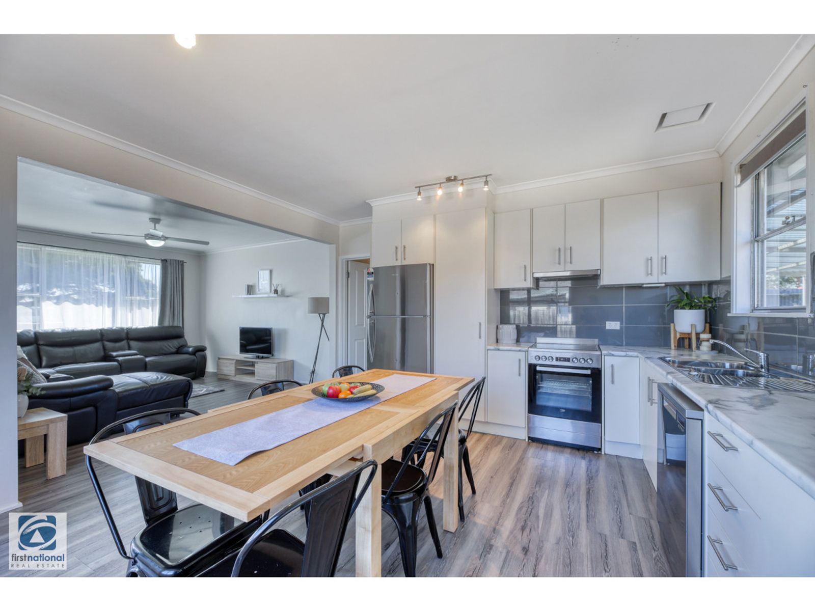 15 Pettit Street, Warragul, VIC 3820, Warragul - Thumbnail 3