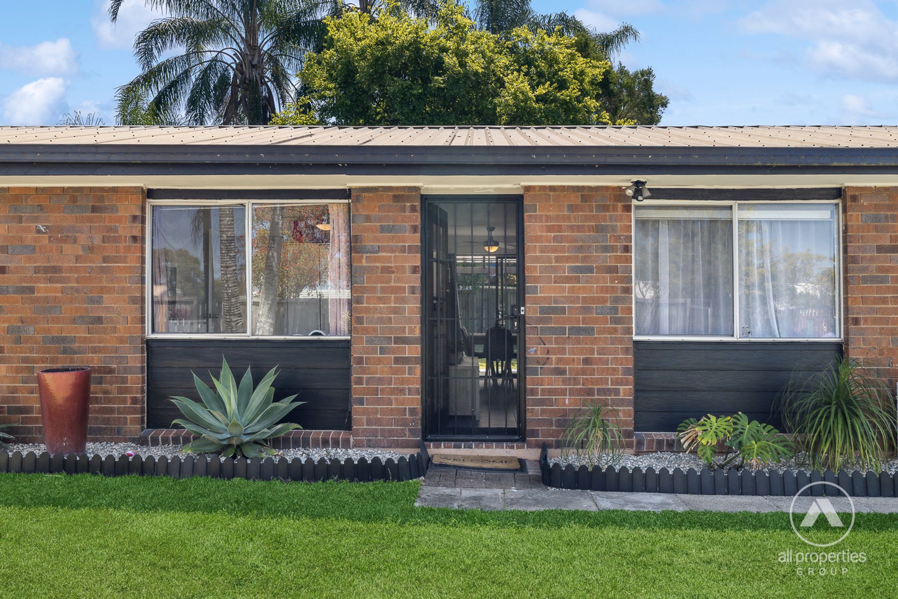96 Waratah Drive, Crestmead QLD 4132, Crestmead - Thumbnail 2