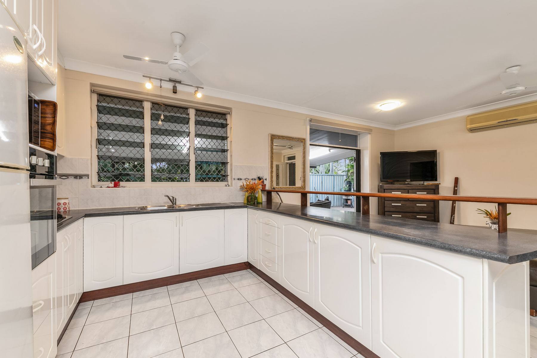 38 Dorisvale Crescent, Tiwi NT 0810, Tiwi - Thumbnail 8