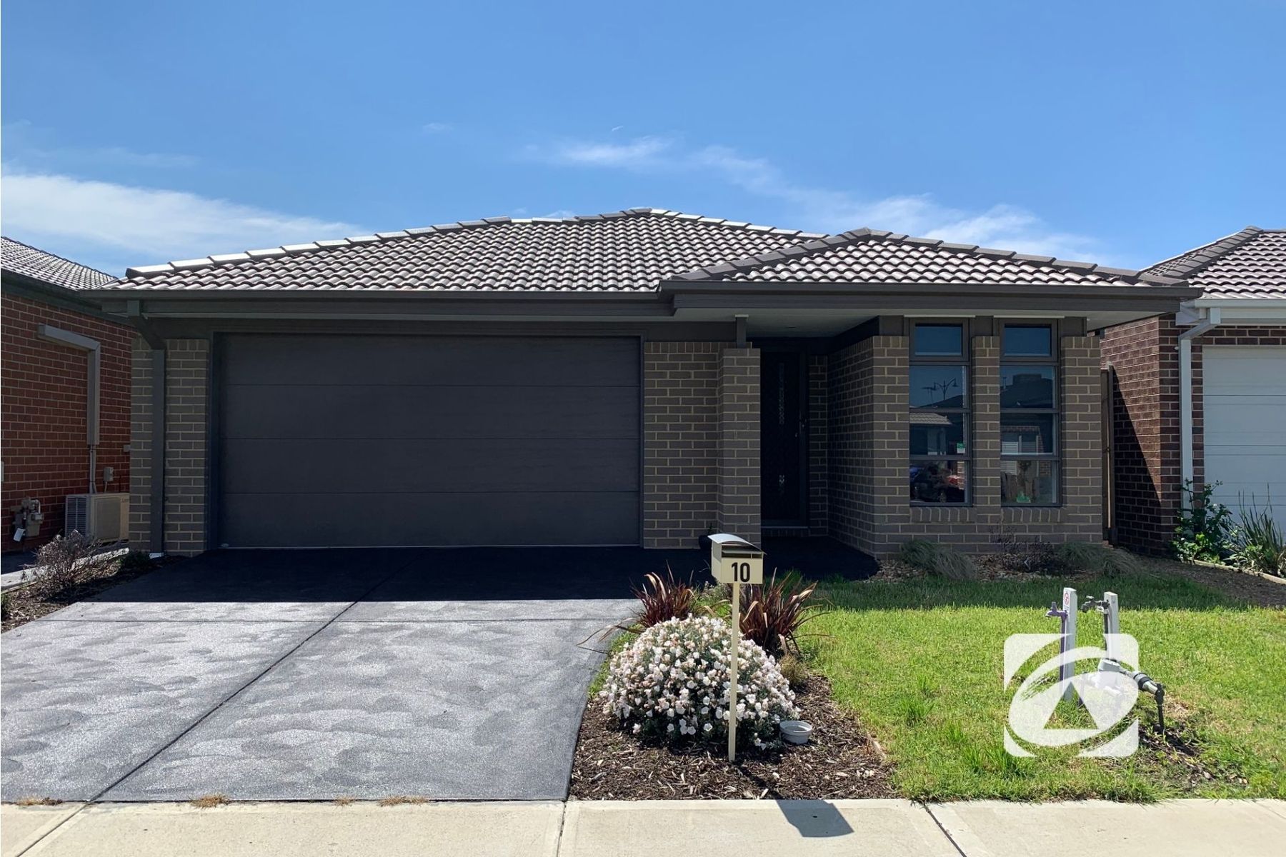 10 Fairywren Street, Pakenham VIC 3810