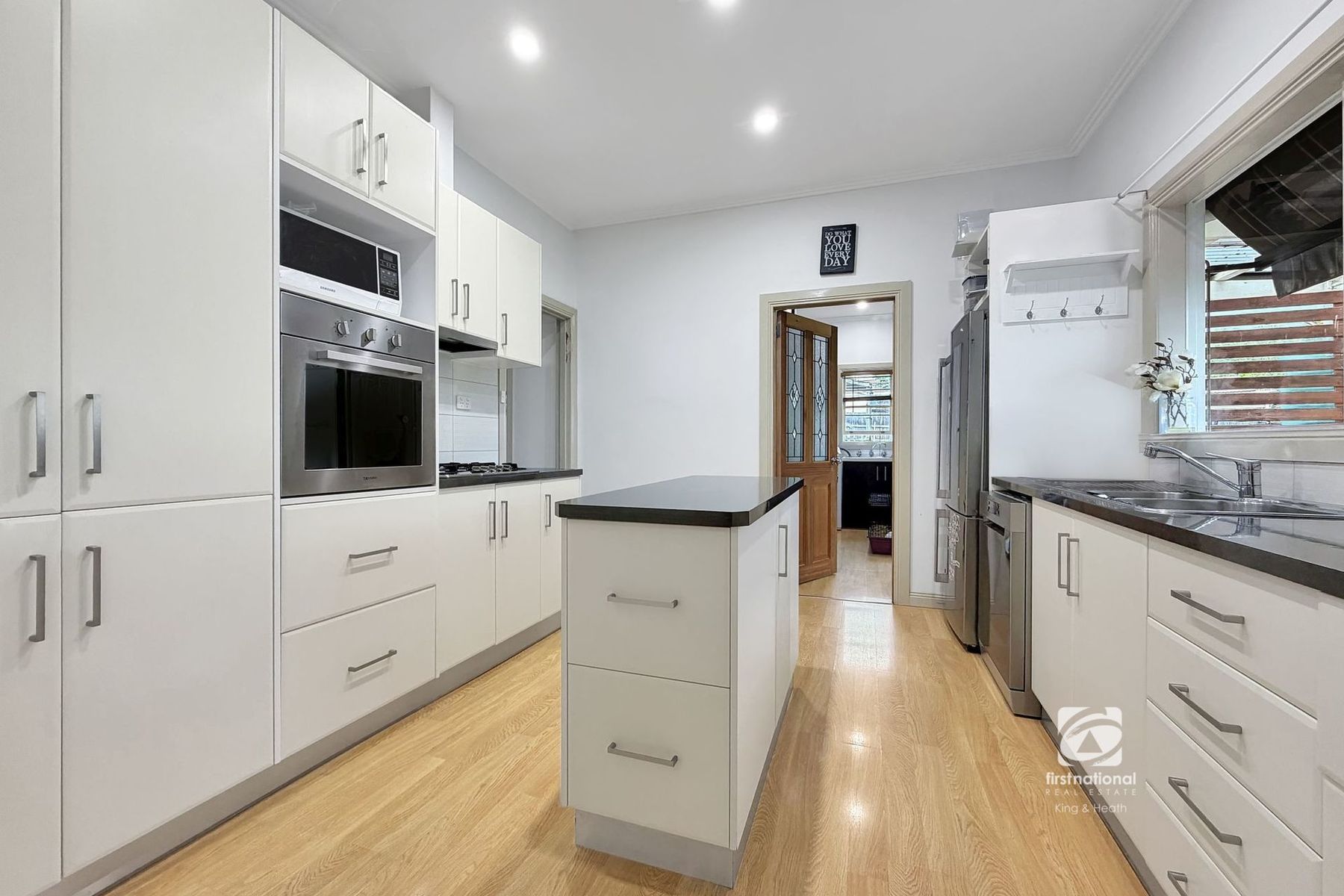 24 Day Street, Bairnsdale VIC 3875