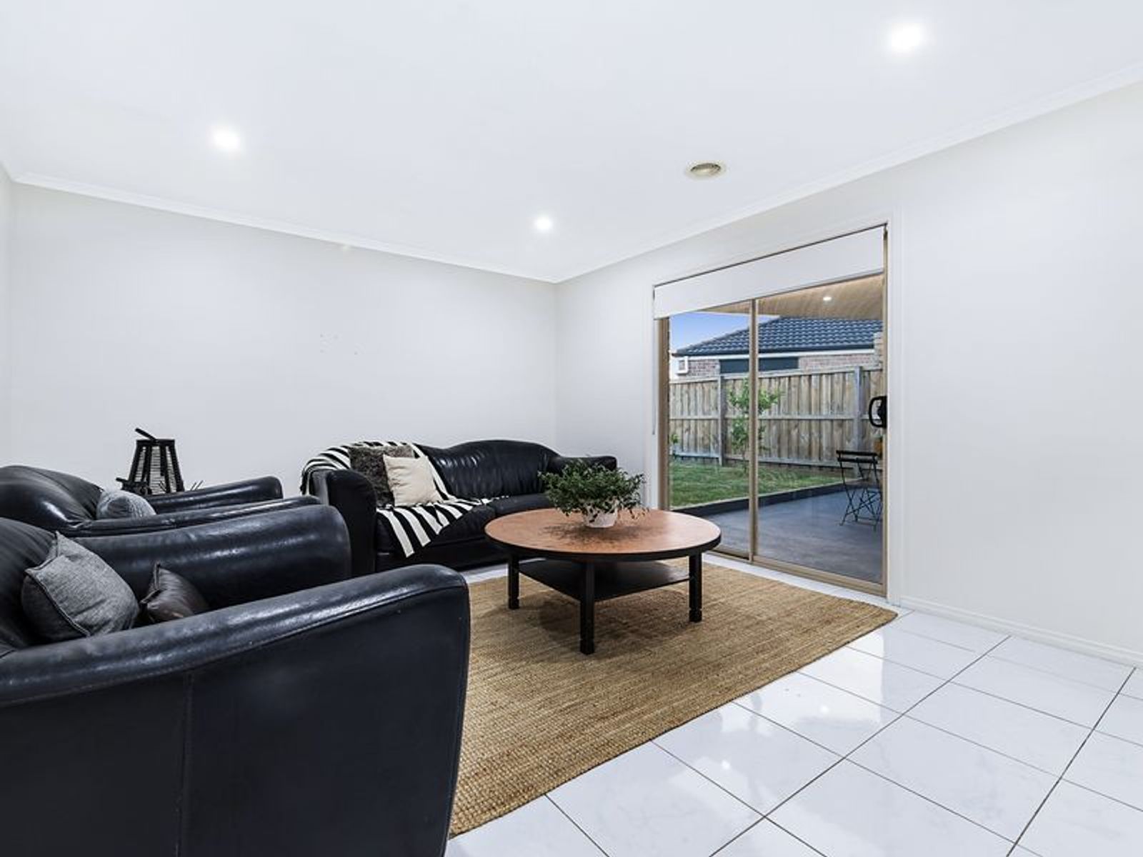 90 Pepperbush Circuit, Cranbourne, Cranbourne - Thumbnail 4