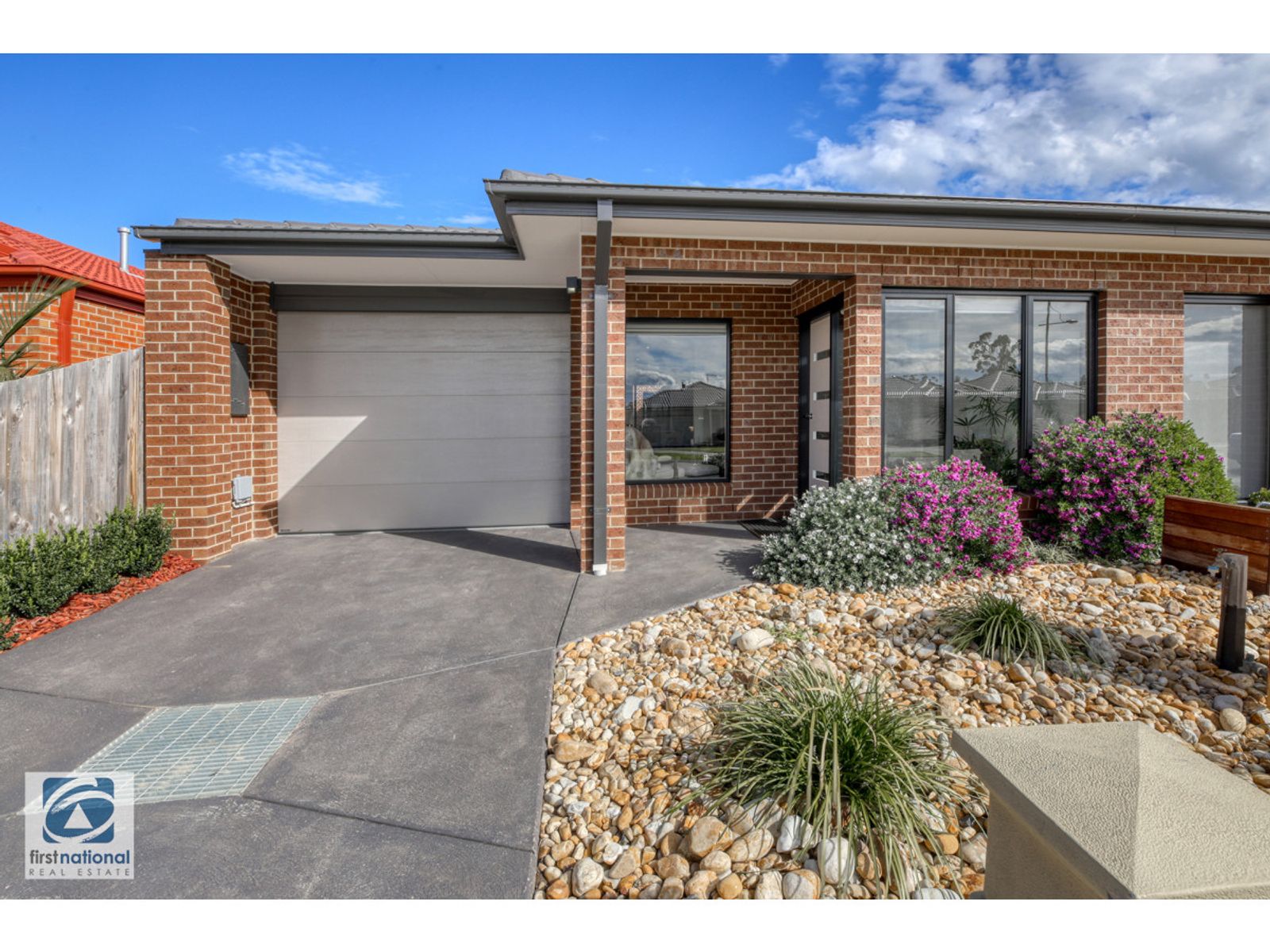 2/28 Shakespeare Court, Drouin, VIC 3818, Drouin - Thumbnail 2