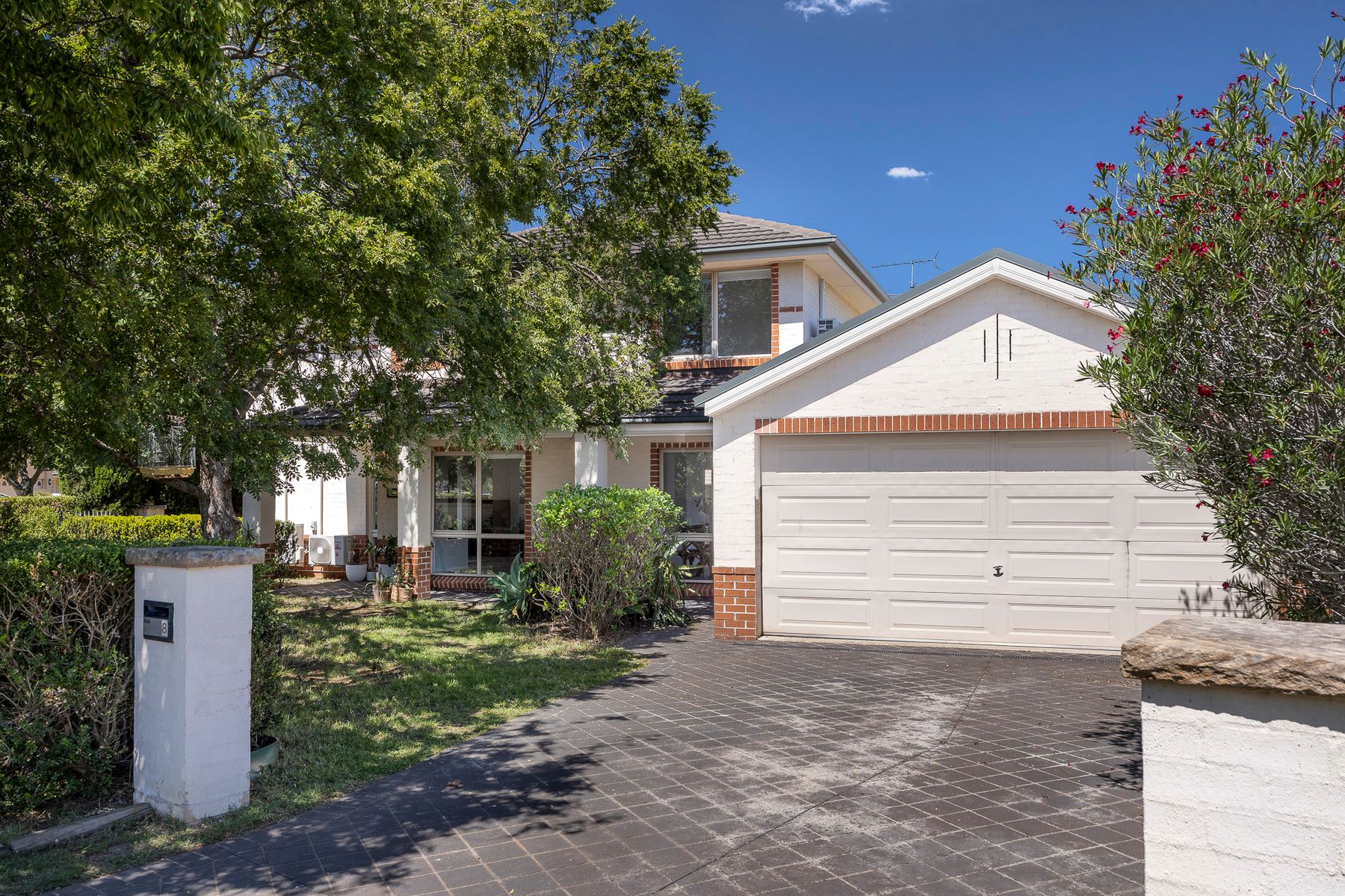 8 Royal George Drive, Harrington Park NSW 2567, Harrington Park - Thumbnail 2