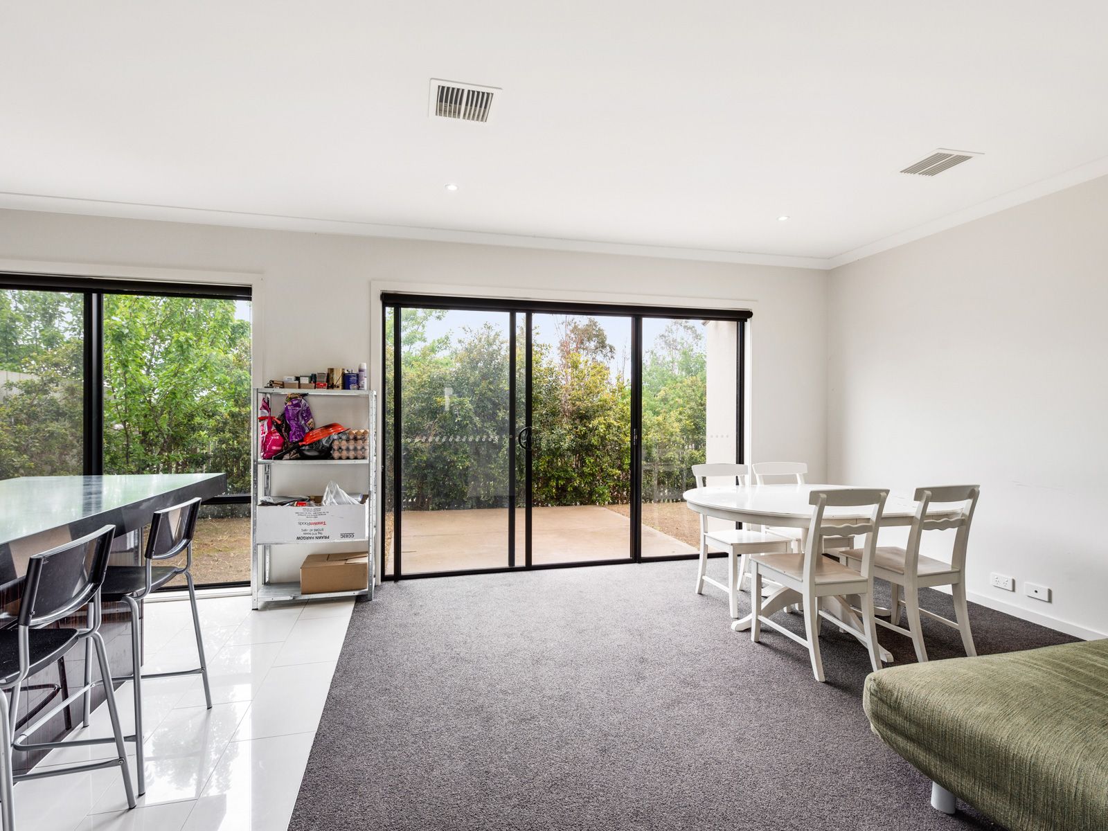 23 Manchester Crescent, Bundoora, VIC 3083, Bundoora - Thumbnail 6