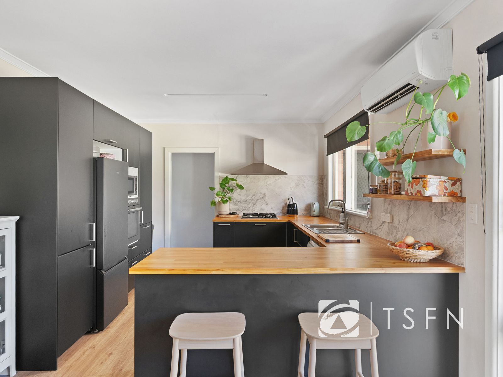 3 Leonard Avenue, Flora Hill, VIC 3550, Flora Hill - Thumbnail 3