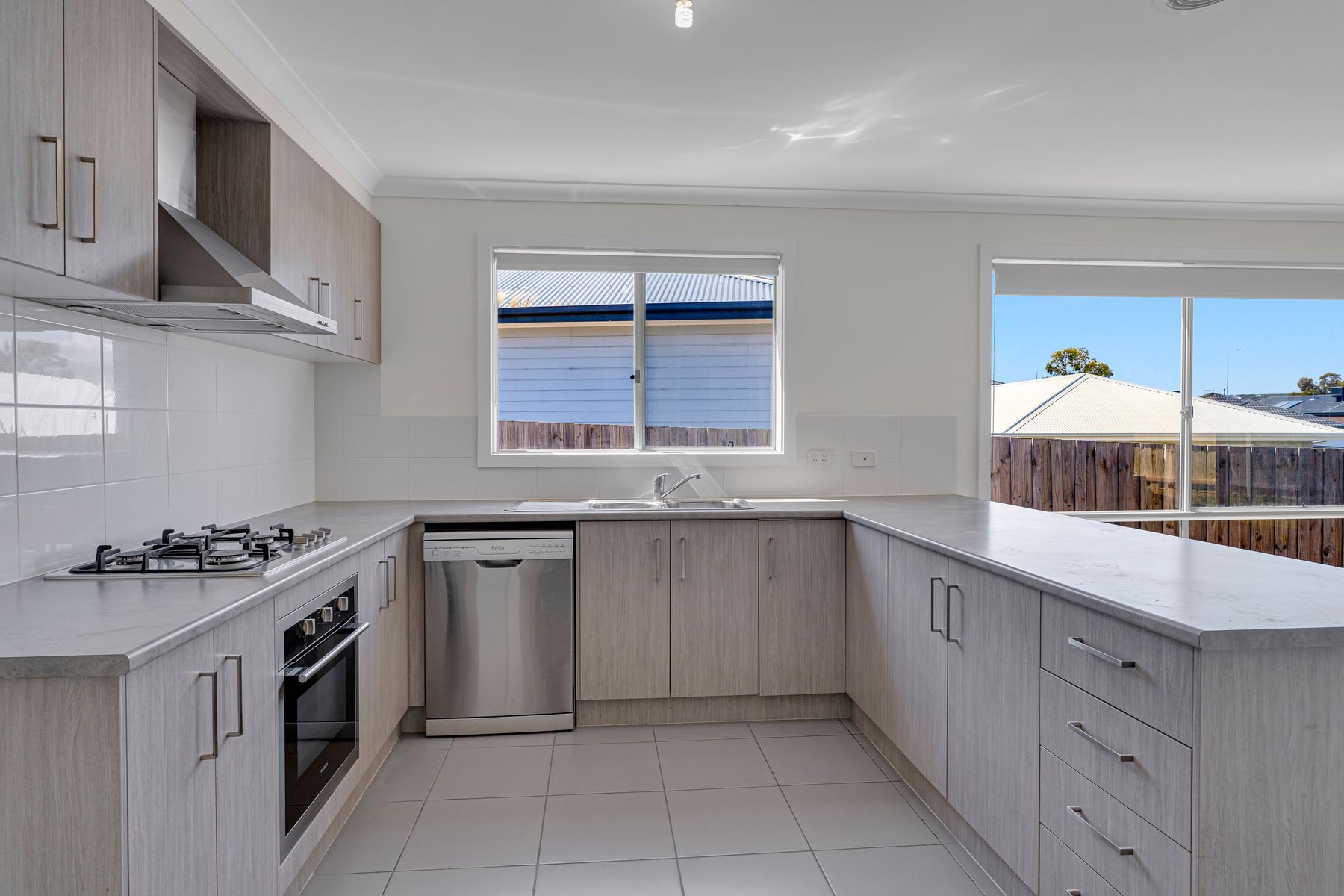 5 Forest Court, Bacchus Marsh VIC 3340, Bacchus Marsh - Thumbnail 2