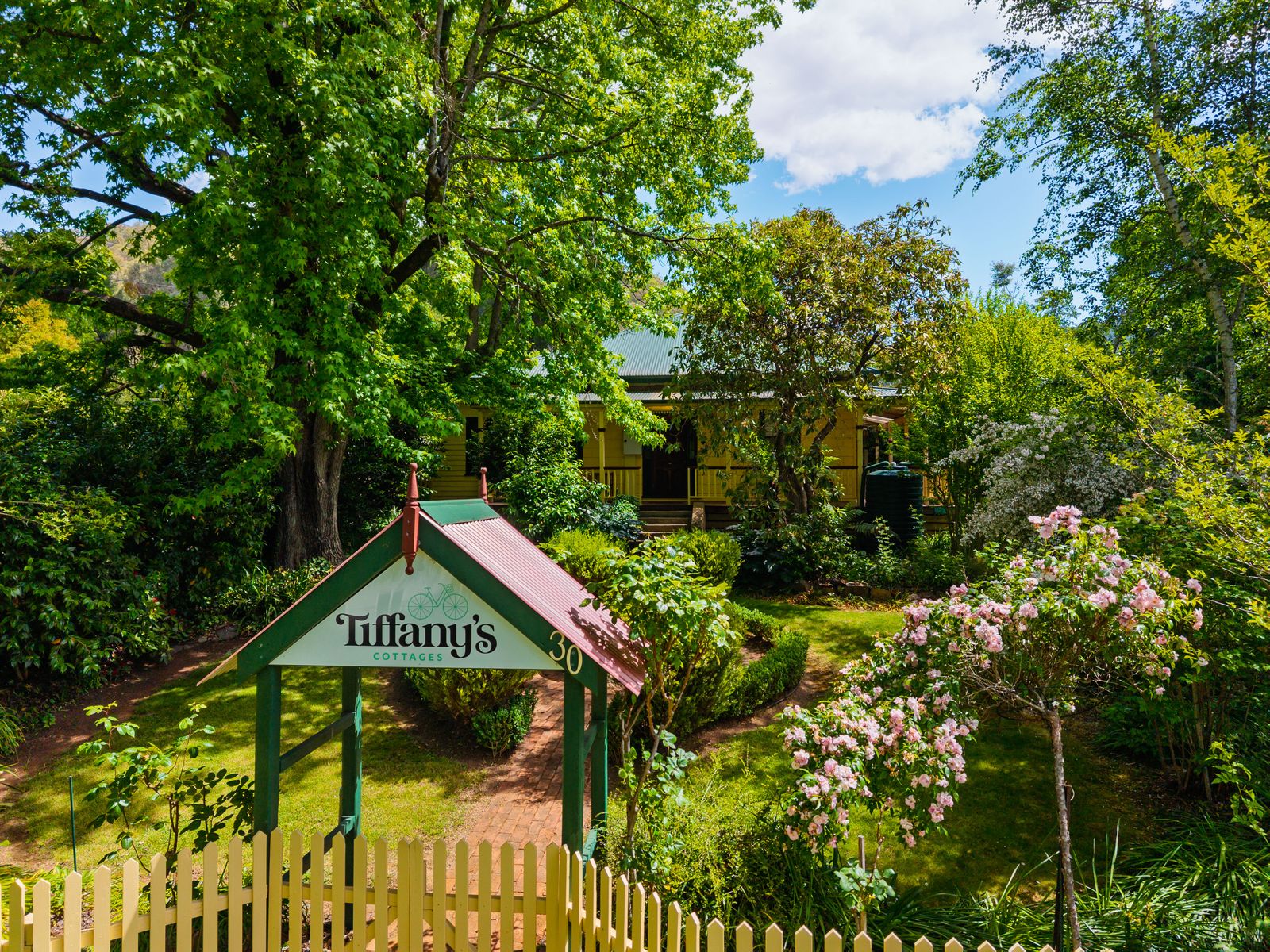 30 Coronation Avenue, Bright VIC 3741, Bright - Image 1
