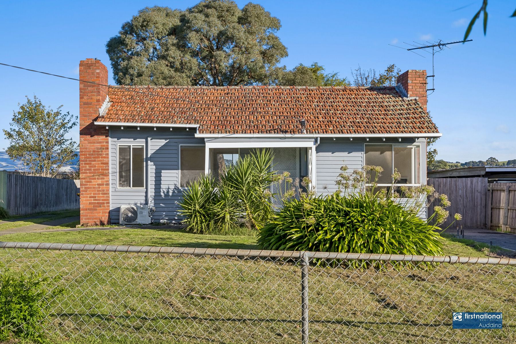 3B Macqueen Avenue, Korumburra VIC 3950, Korumburra - Image 1