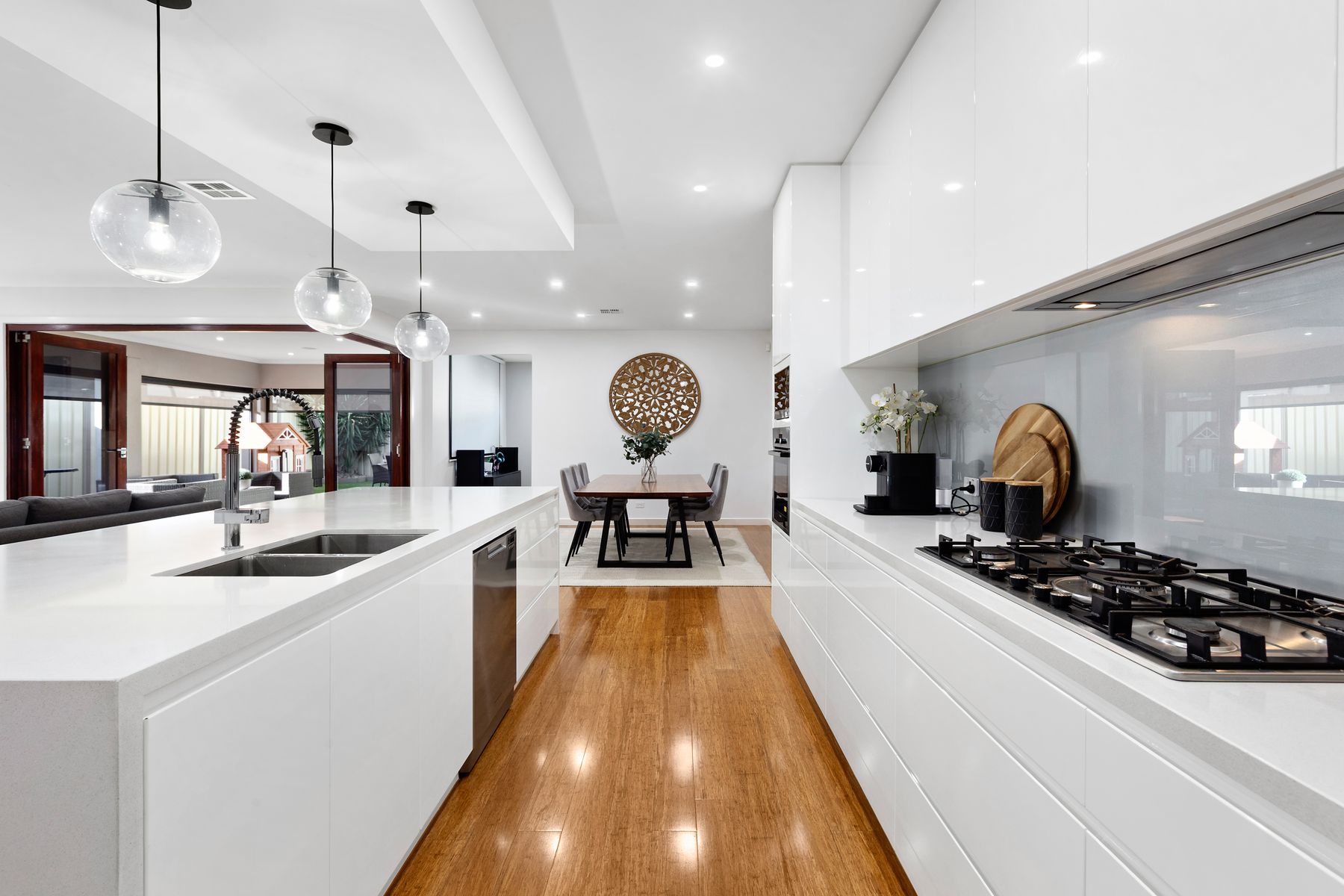 16 Breadalbane Avenue, Cairnlea, Cairnlea - Thumbnail 2
