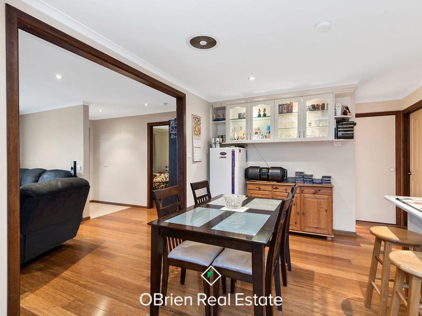 45 Gleneagles Drive, Endeavour Hills, VIC 3802, Endeavour Hills - Thumbnail 4
