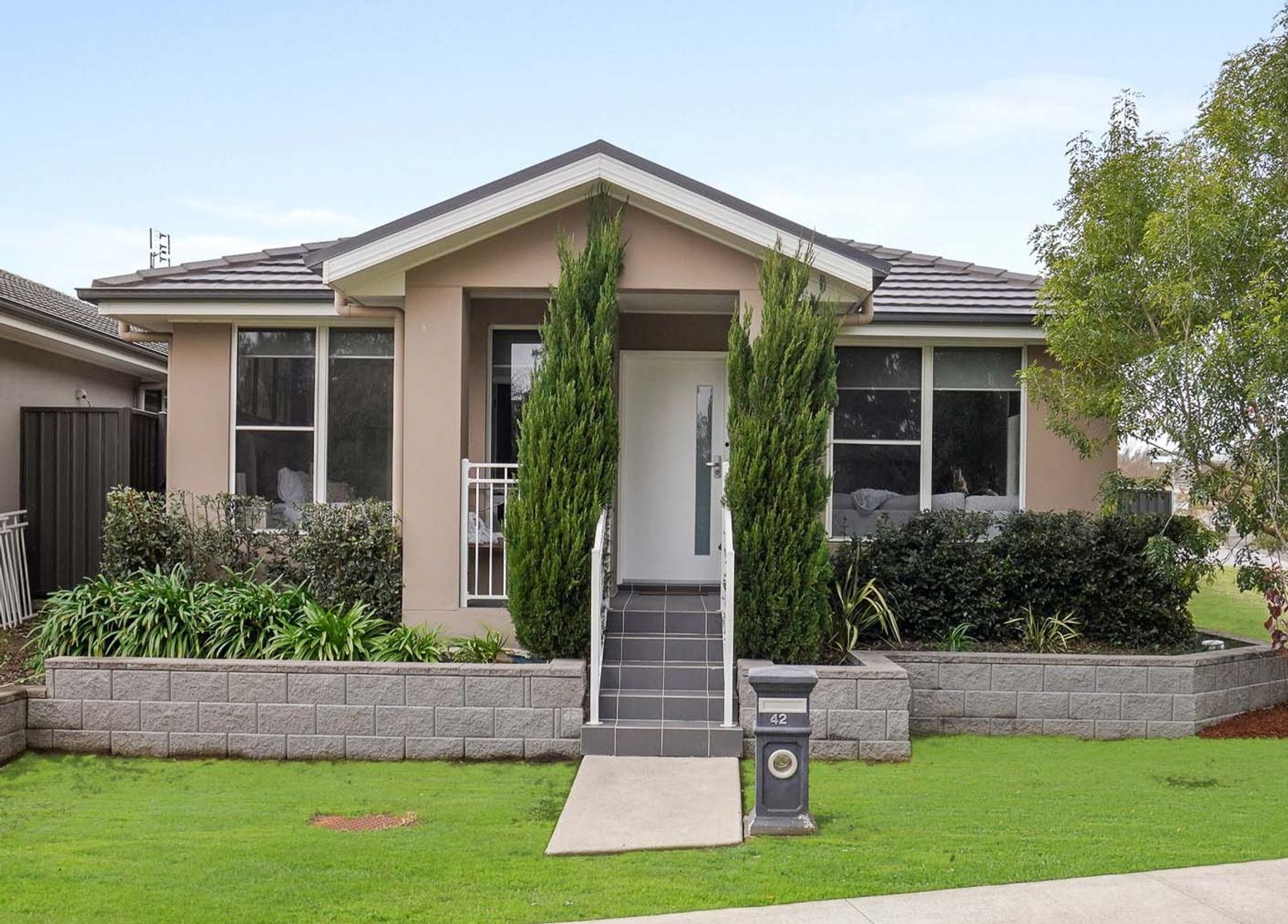 42 Anvil Avenue, Elderslie NSW 2570, Elderslie - Thumbnail 2