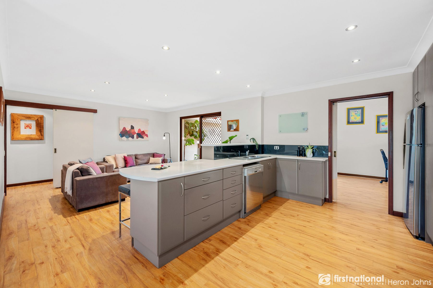 5 Oberthur Crescent, Bull Creek WA 6149, Bull Creek - Thumbnail 3