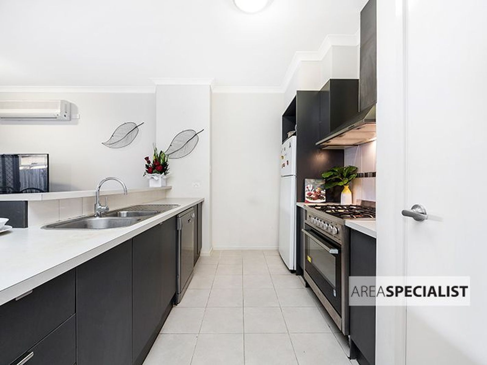24 Everitt Street, Dandenong, VIC 3175, Dandenong - Thumbnail 3