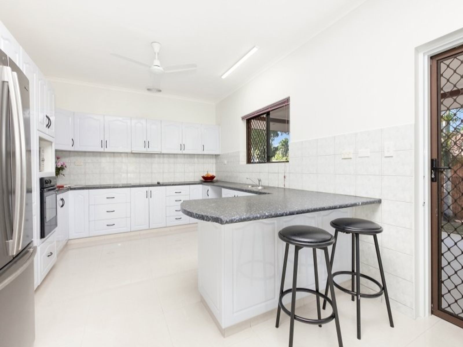 12 Edgeview Court, Leanyer NT 0812, Leanyer - Thumbnail 2