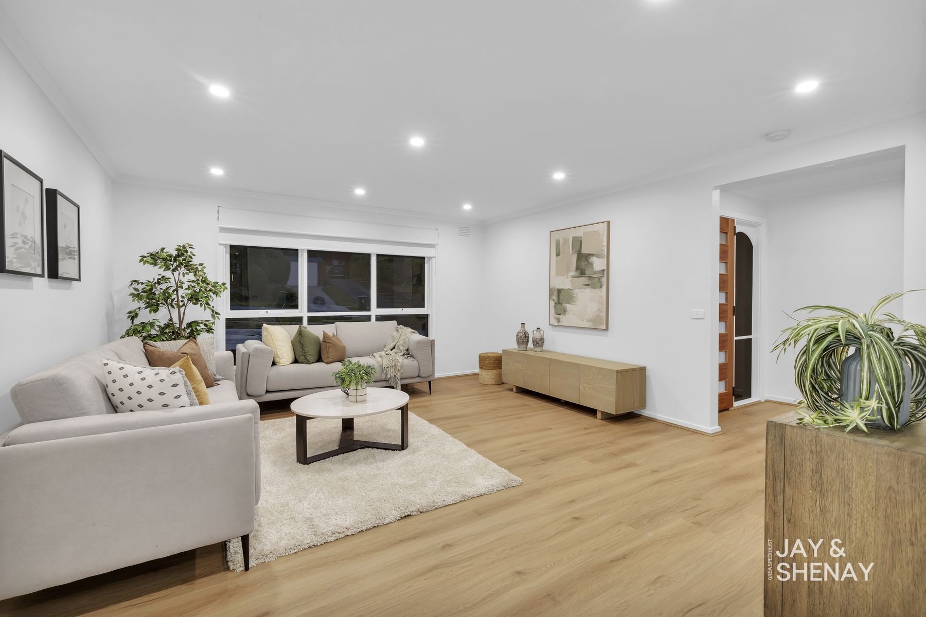 94 Chalcot Drive, Endeavour Hills, VIC 3802, Endeavour Hills - Thumbnail 2