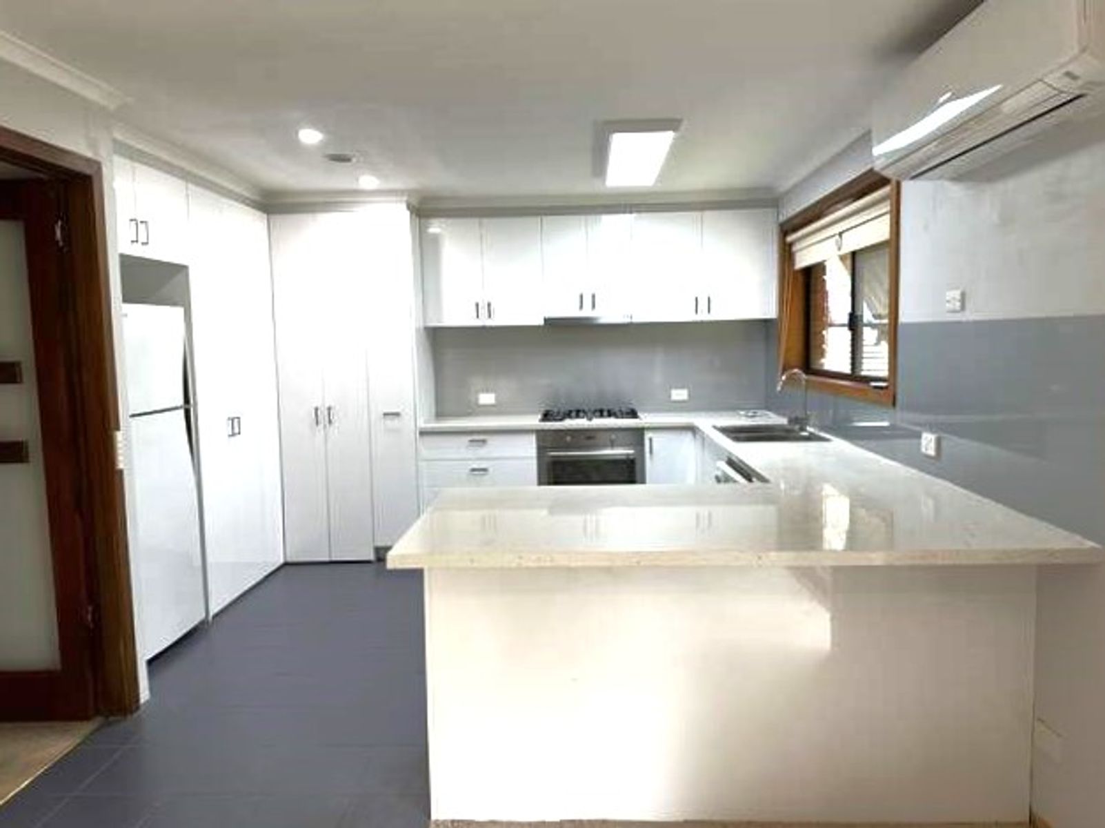2/12 Toorak Avenue, Warragul VIC 3820, Warragul - Thumbnail 6