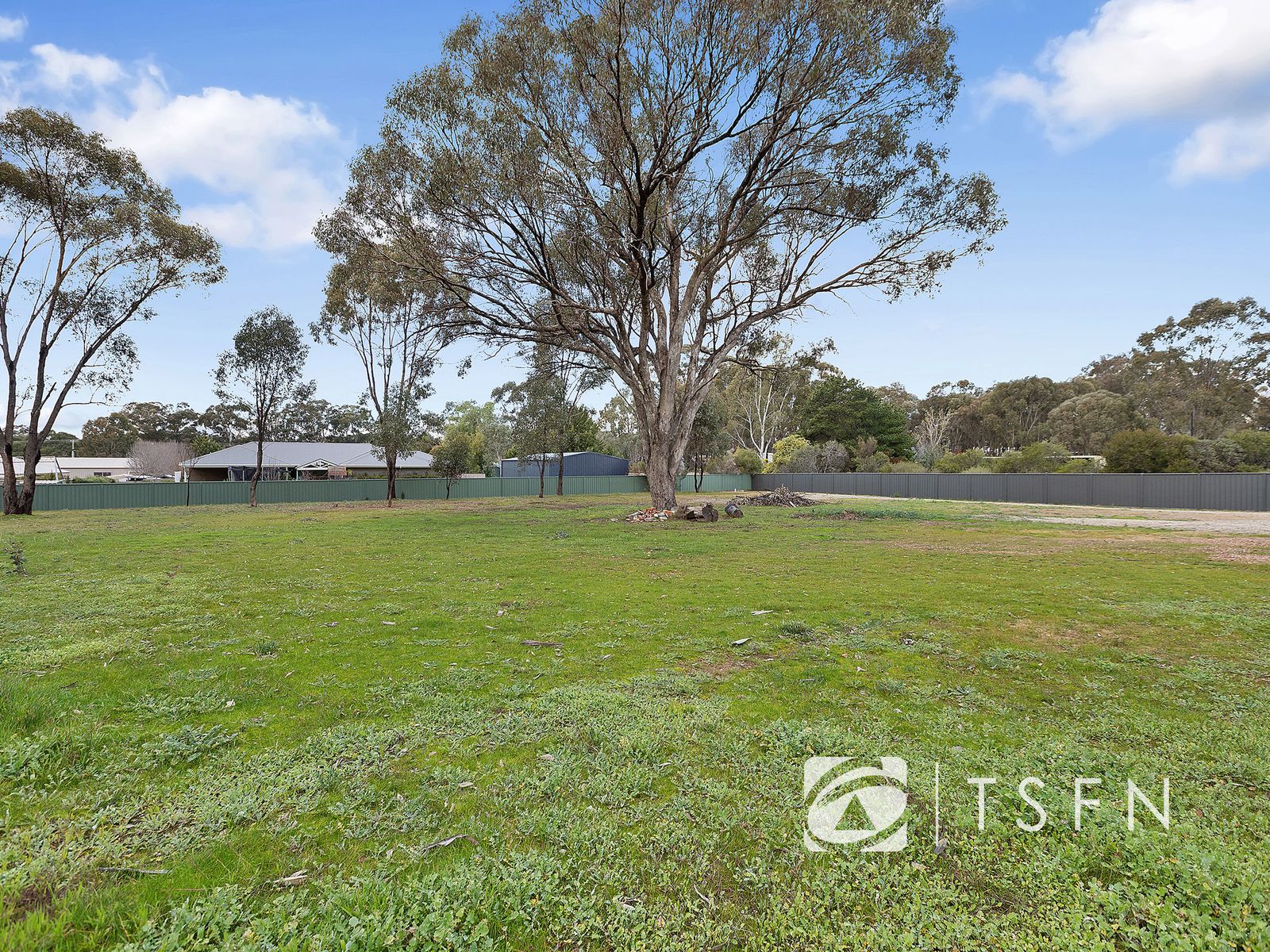 2/12A Yvonne Court, Maiden Gully - Image 1