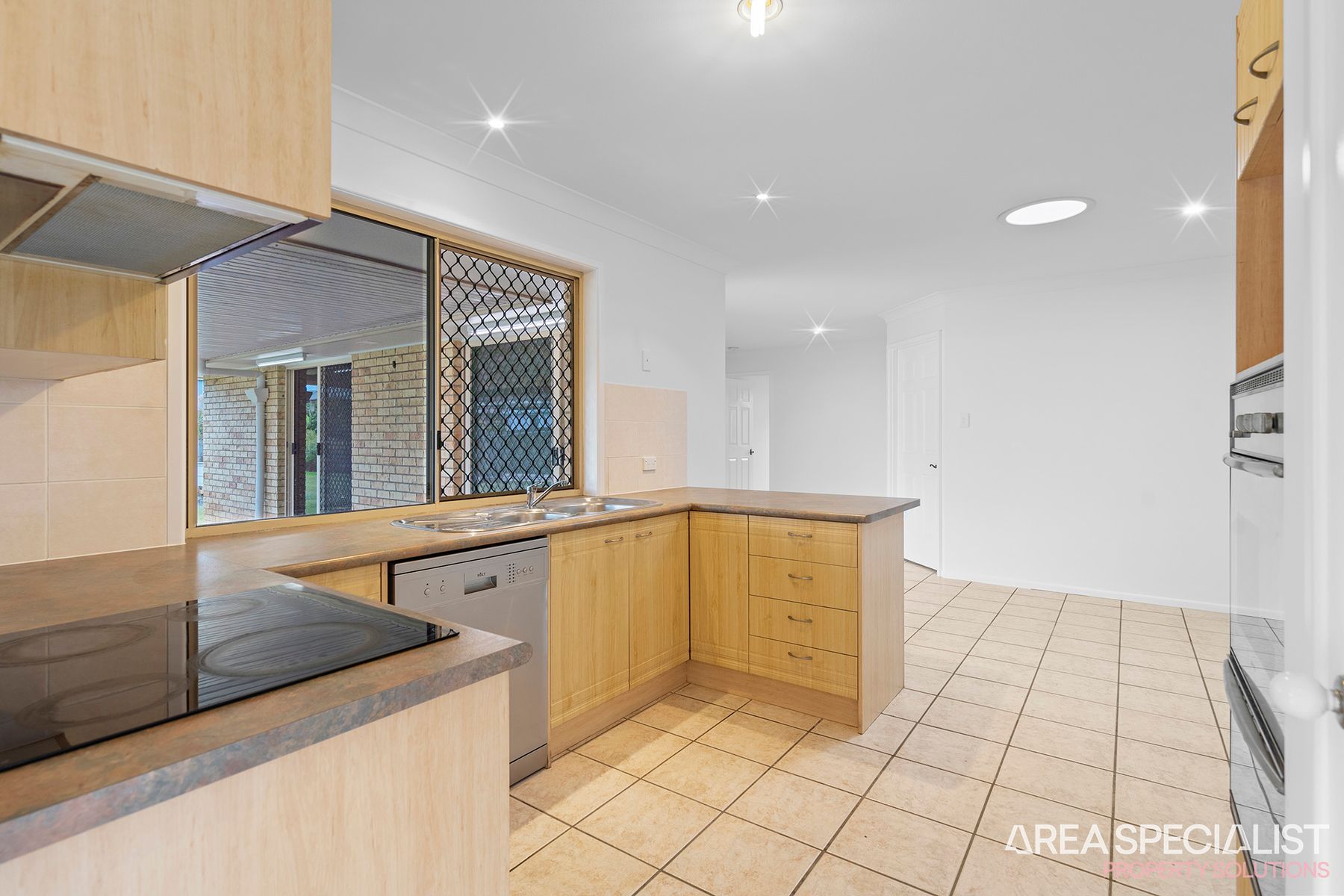 4 Bangalow Drive, Steiglitz, QLD 4207, Steiglitz - Thumbnail 7