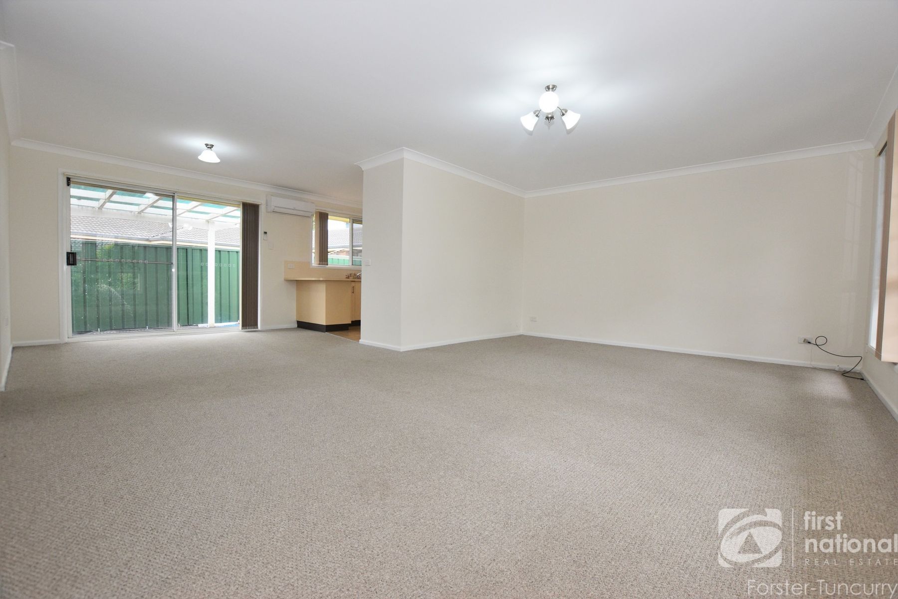 1/4 Heath Avenue, Tuncurry NSW 2428, Tuncurry - Thumbnail 2