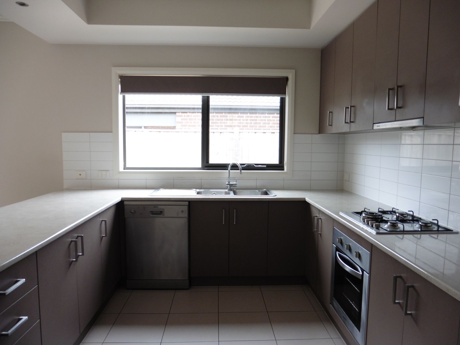 27 Seychelles Street, Point Cook VIC 3030, Point Cook - Thumbnail 6