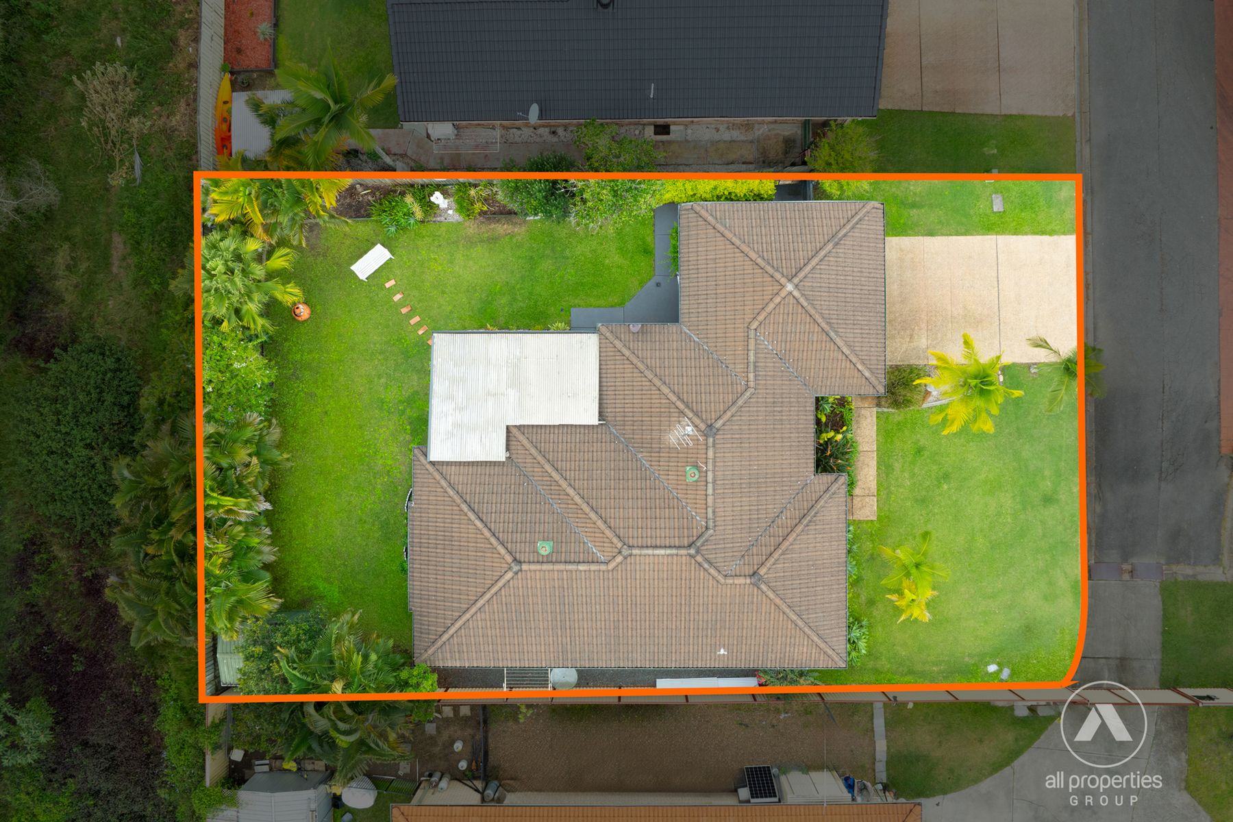 33 Lake Amaroo Court, Logan Reserve QLD 4133, Logan Reserve - Thumbnail 2