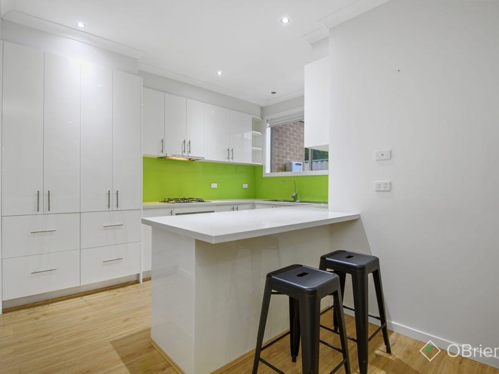 7A Lachlan Drive, Endeavour Hills, VIC 3802, Endeavour Hills - Thumbnail 2