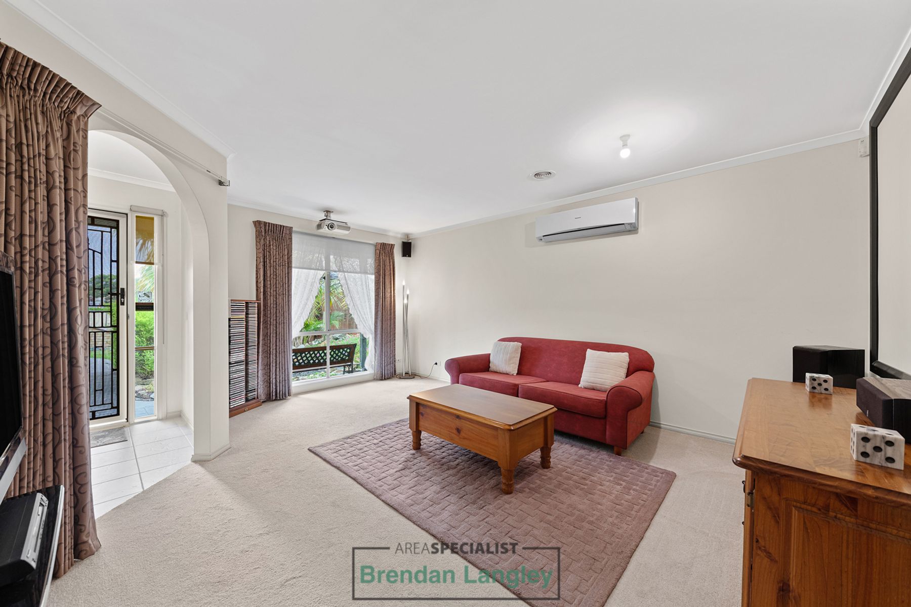 37 Wakenshaw Crescent, Pakenham, VIC 3810, Pakenham - Thumbnail 4
