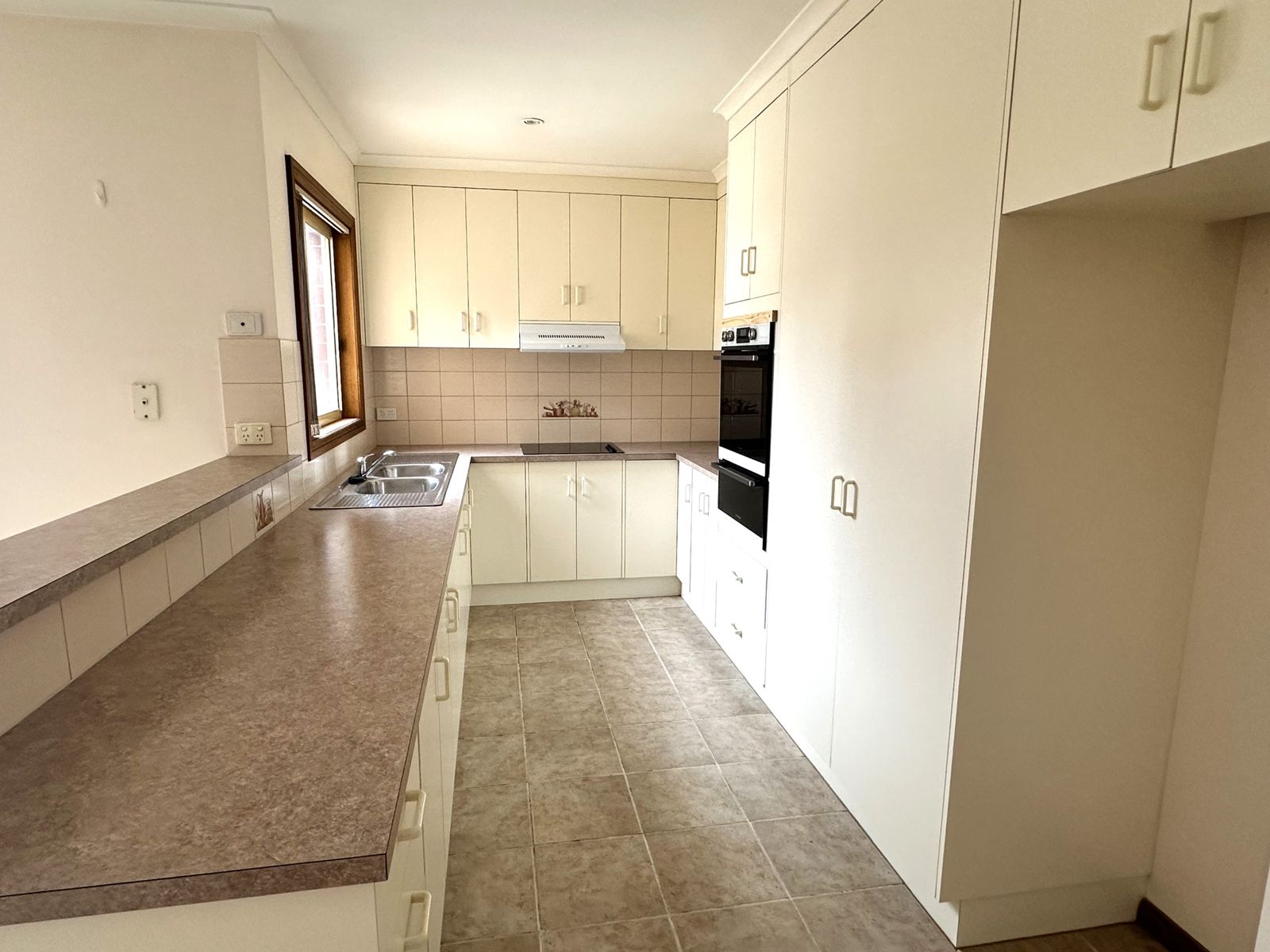 263 Twelfth Street, Mildura - Thumbnail 3