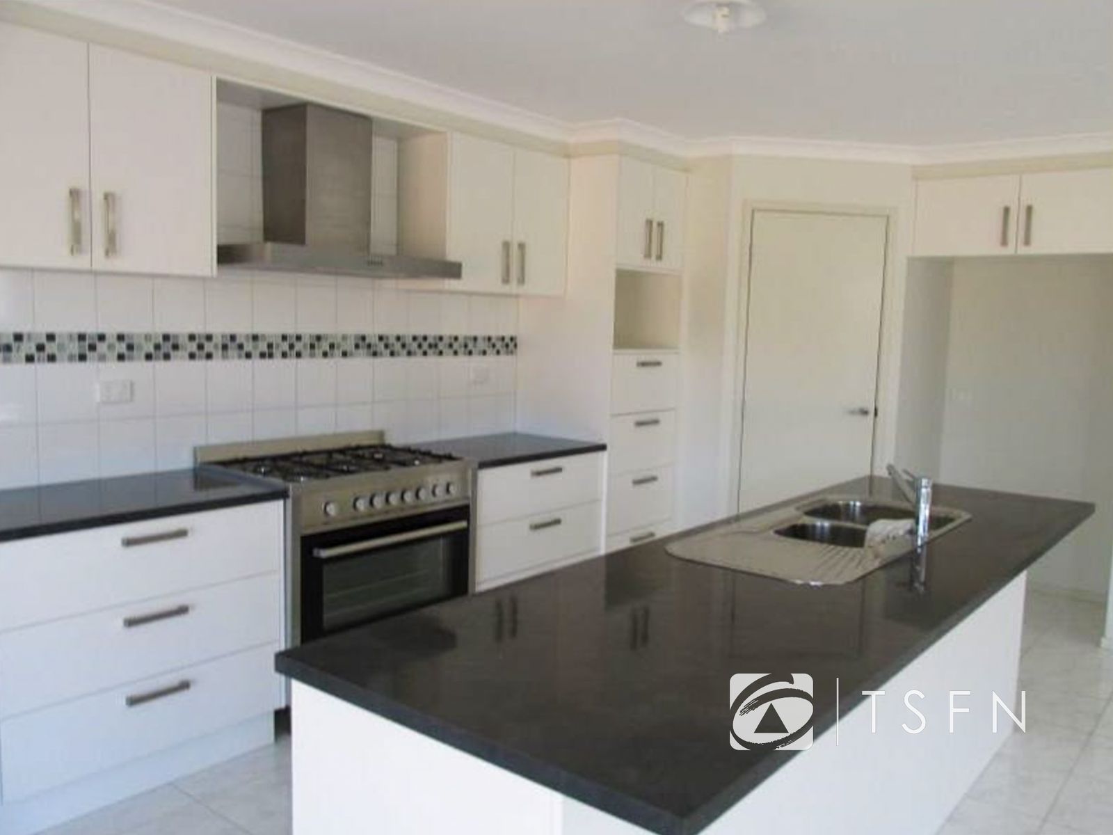 16 Amanda Dr, Maiden Gully VIC 3551, Maiden Gully - Thumbnail 3