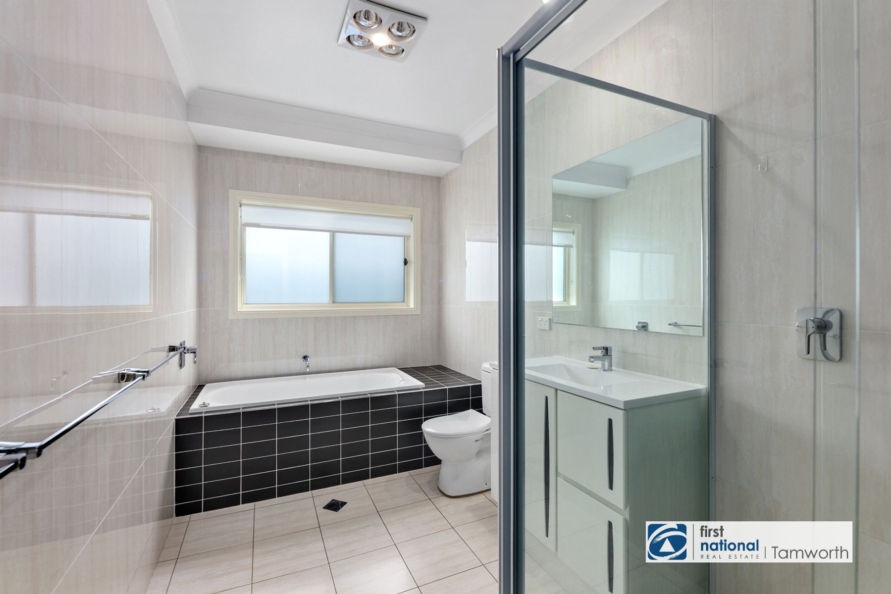 29 Boulevard Place, Tamworth NSW 2340, Tamworth - Thumbnail 7