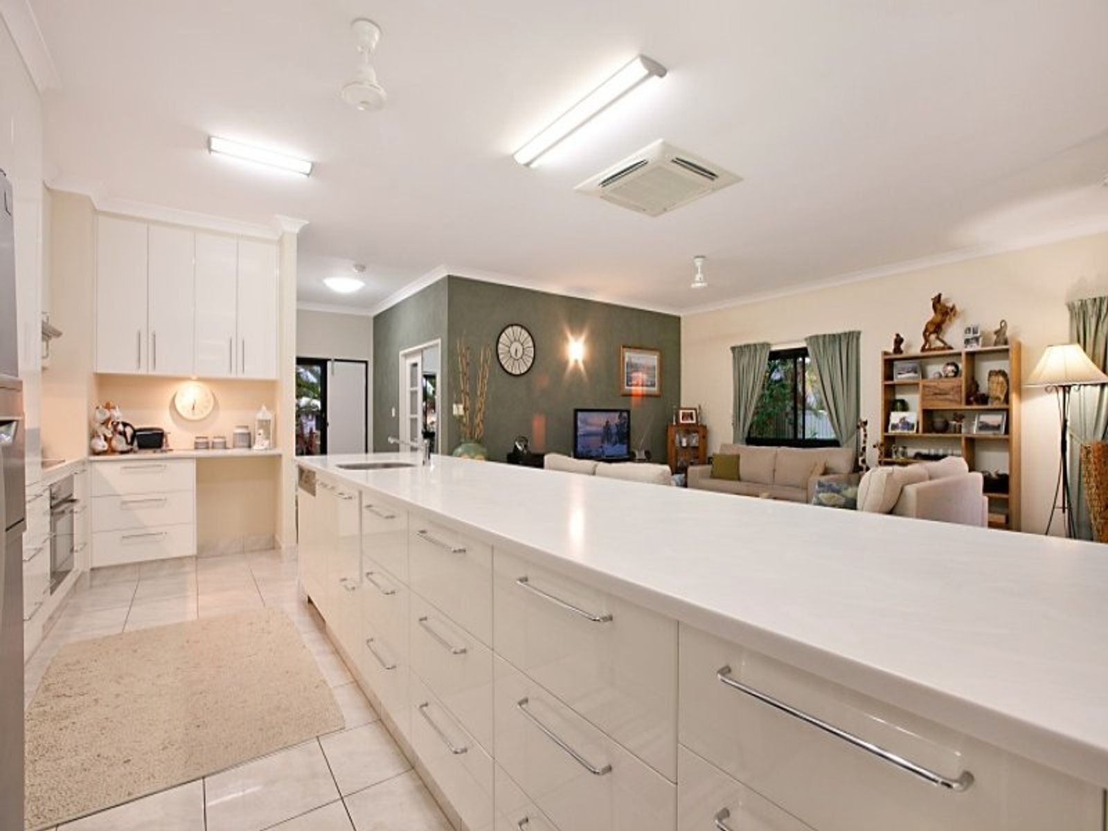 18 Bedford Court, Durack NT 0830, Durack - Thumbnail 3
