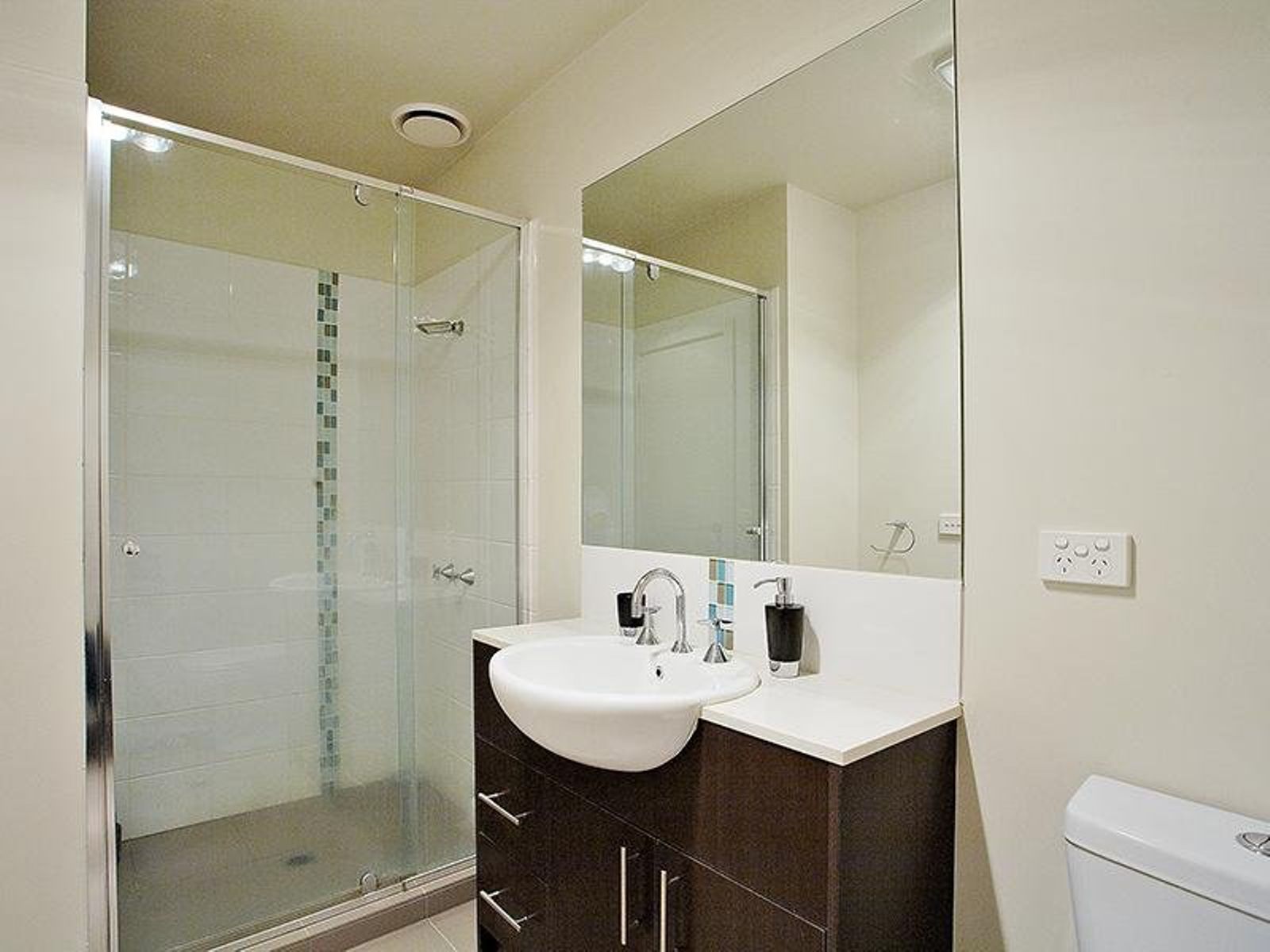 1/1A Clarinda Road, Essendon - Thumbnail 7