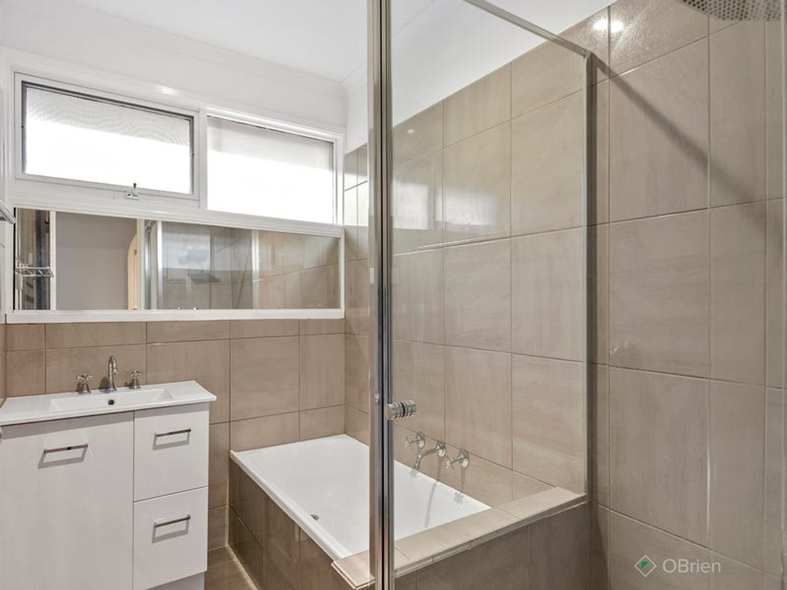 4 David Collins Drive, Endeavour Hills, VIC 3802, Endeavour Hills - Thumbnail 5