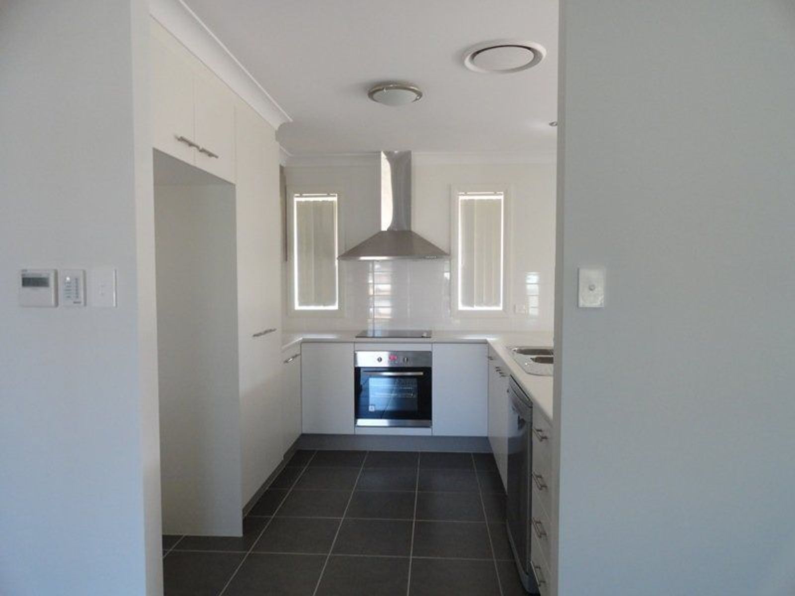 71 Frame Street, Chinchilla QLD 4413, Chinchilla - Thumbnail 2