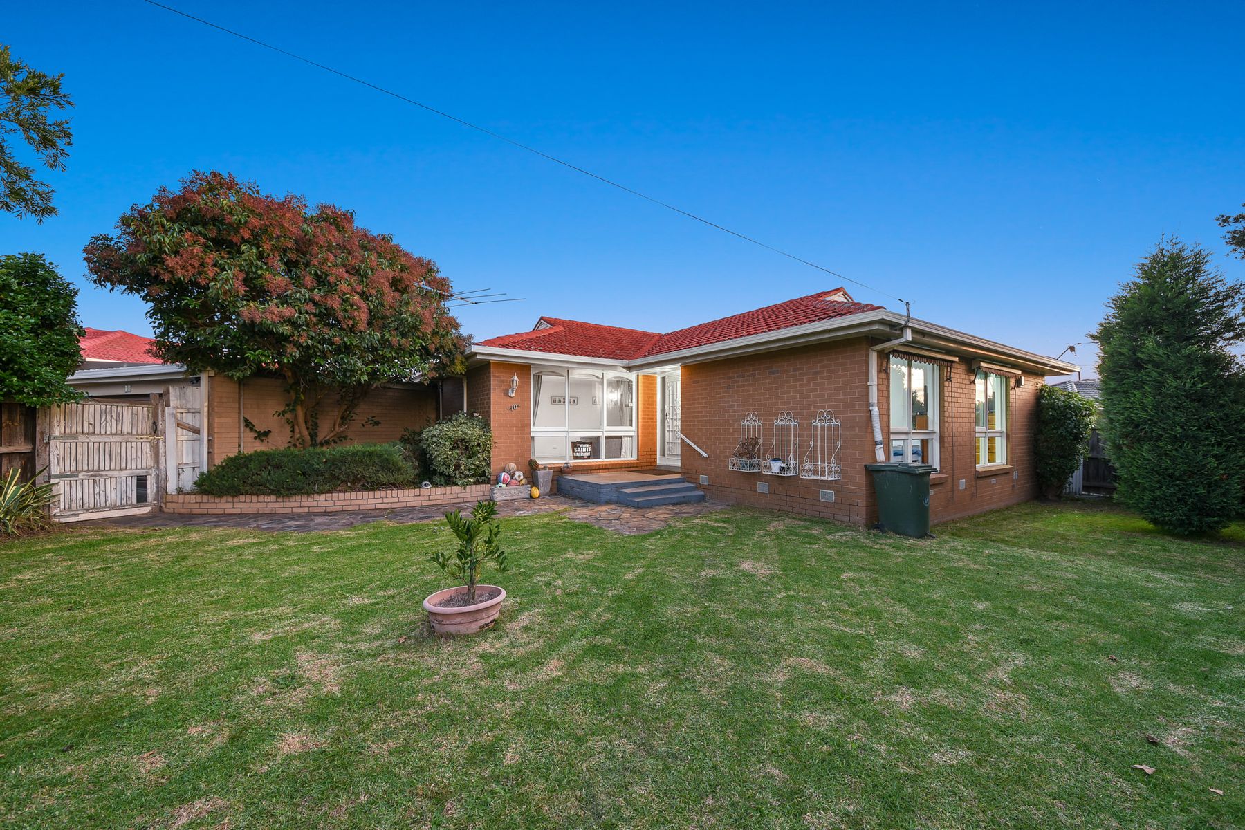 10 Cheviot Road, Keysborough, VIC 3173, Keysborough - Thumbnail 2