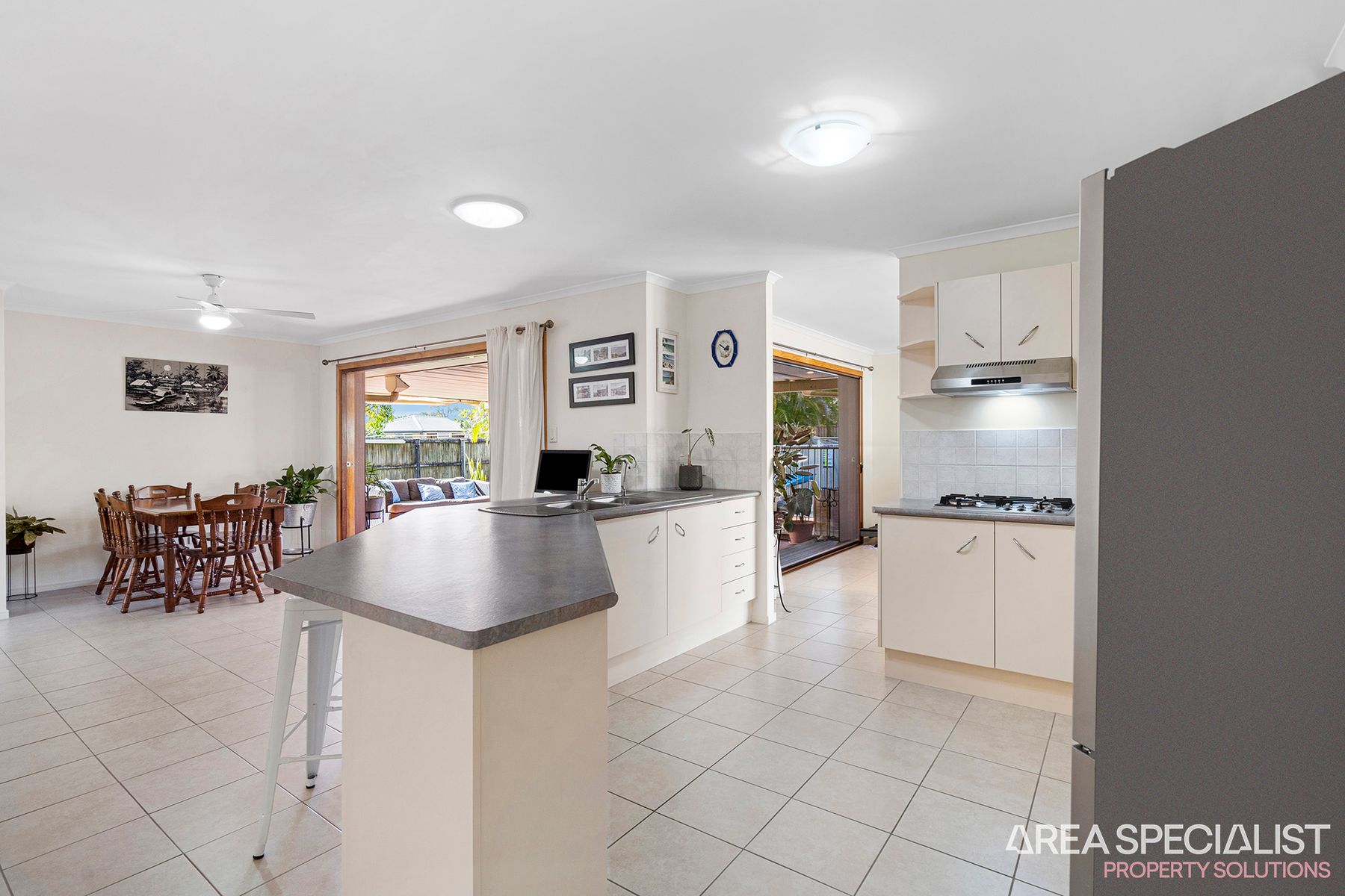 8 Thomas Court, Jacobs Well, QLD 4208, Jacobs Well - Thumbnail 7