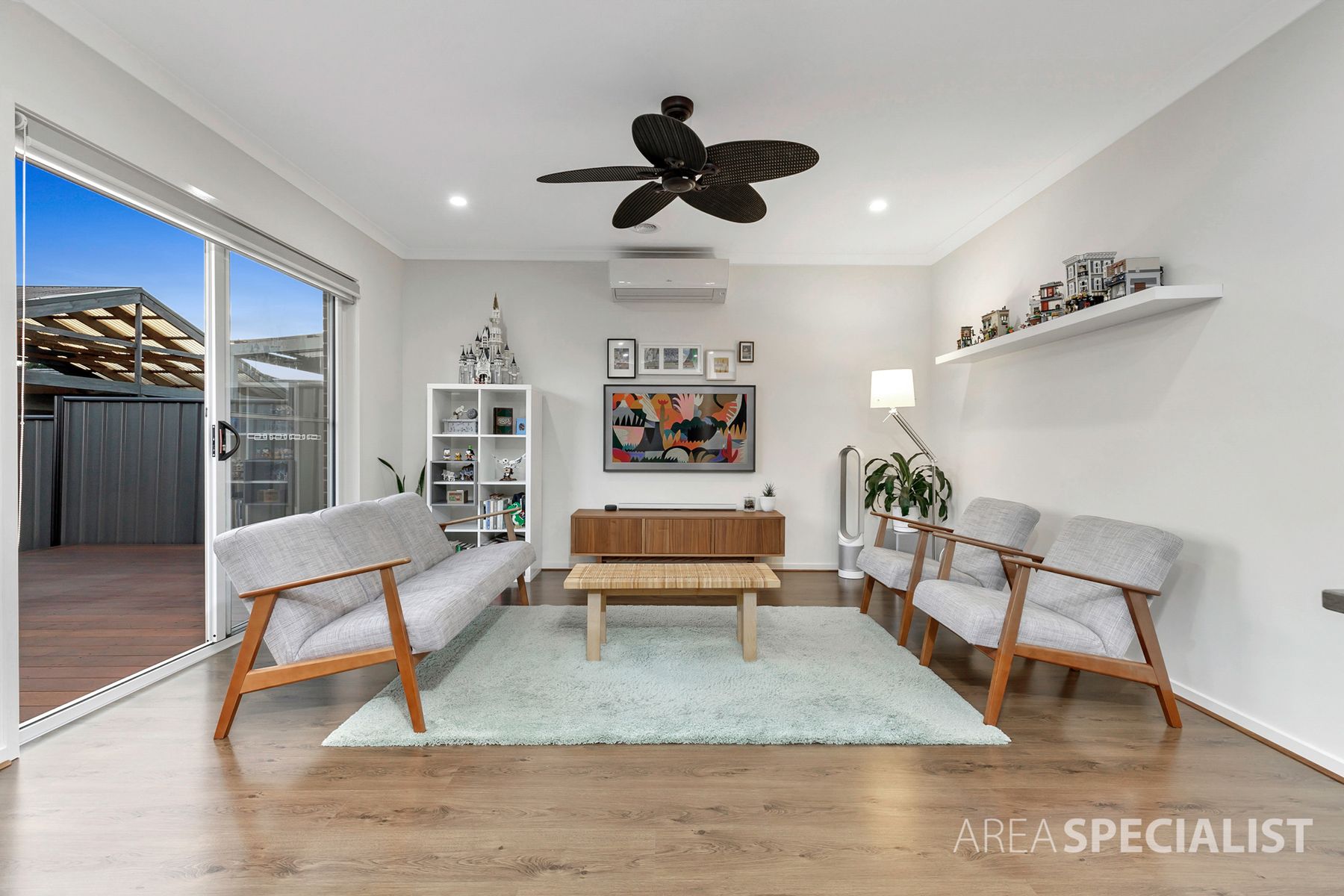 13 Westphalian Rise, Clyde North, VIC 3978, Clyde North - Thumbnail 4