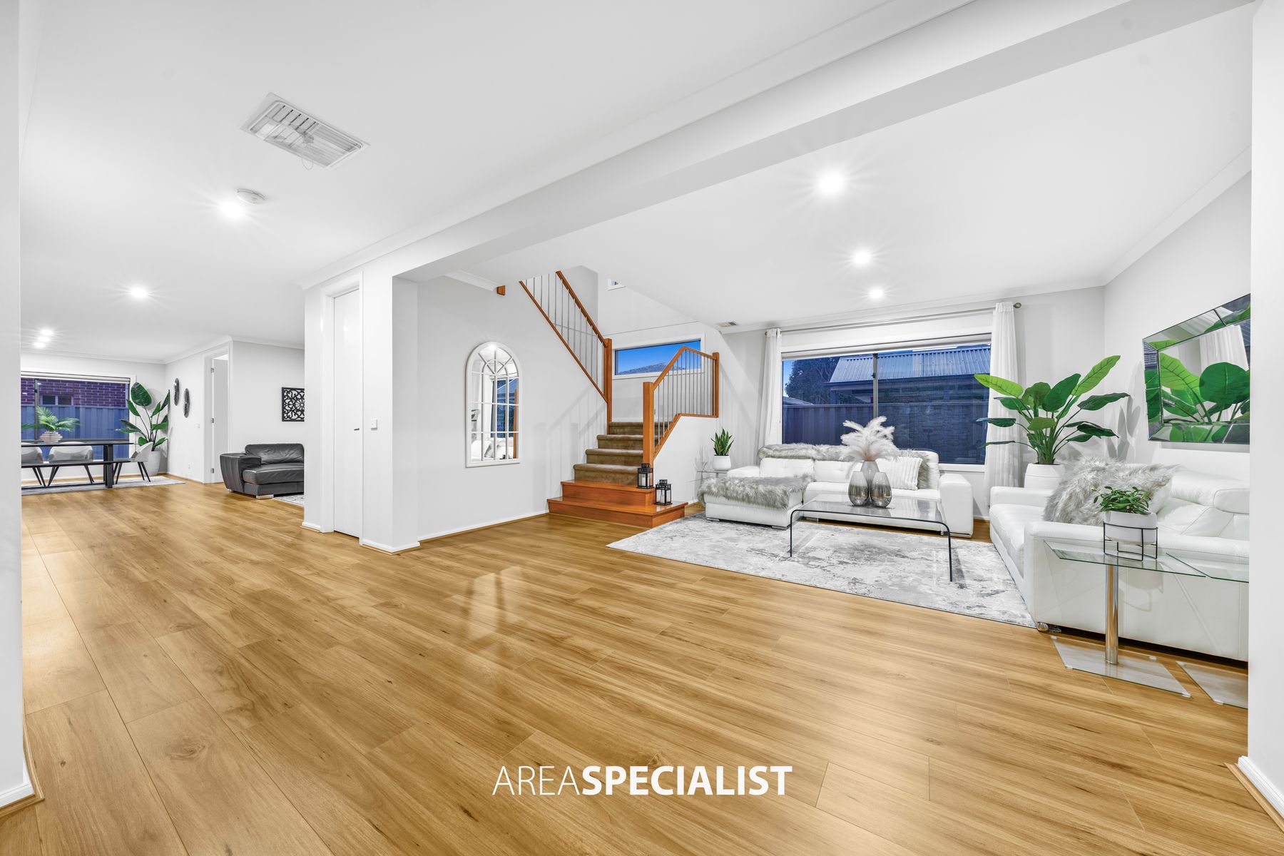 18 Ardent Crescent, Cranbourne East, Cranbourne East - Thumbnail 4