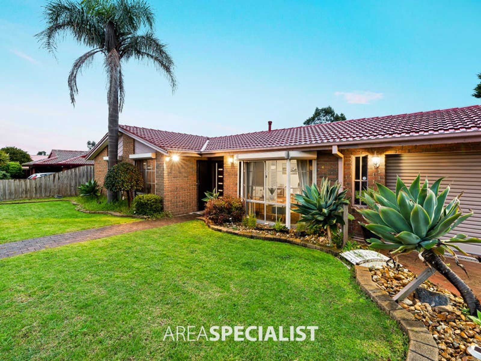 63 Willow Drive, Hampton Park, VIC 3976, Hampton Park - Thumbnail 2