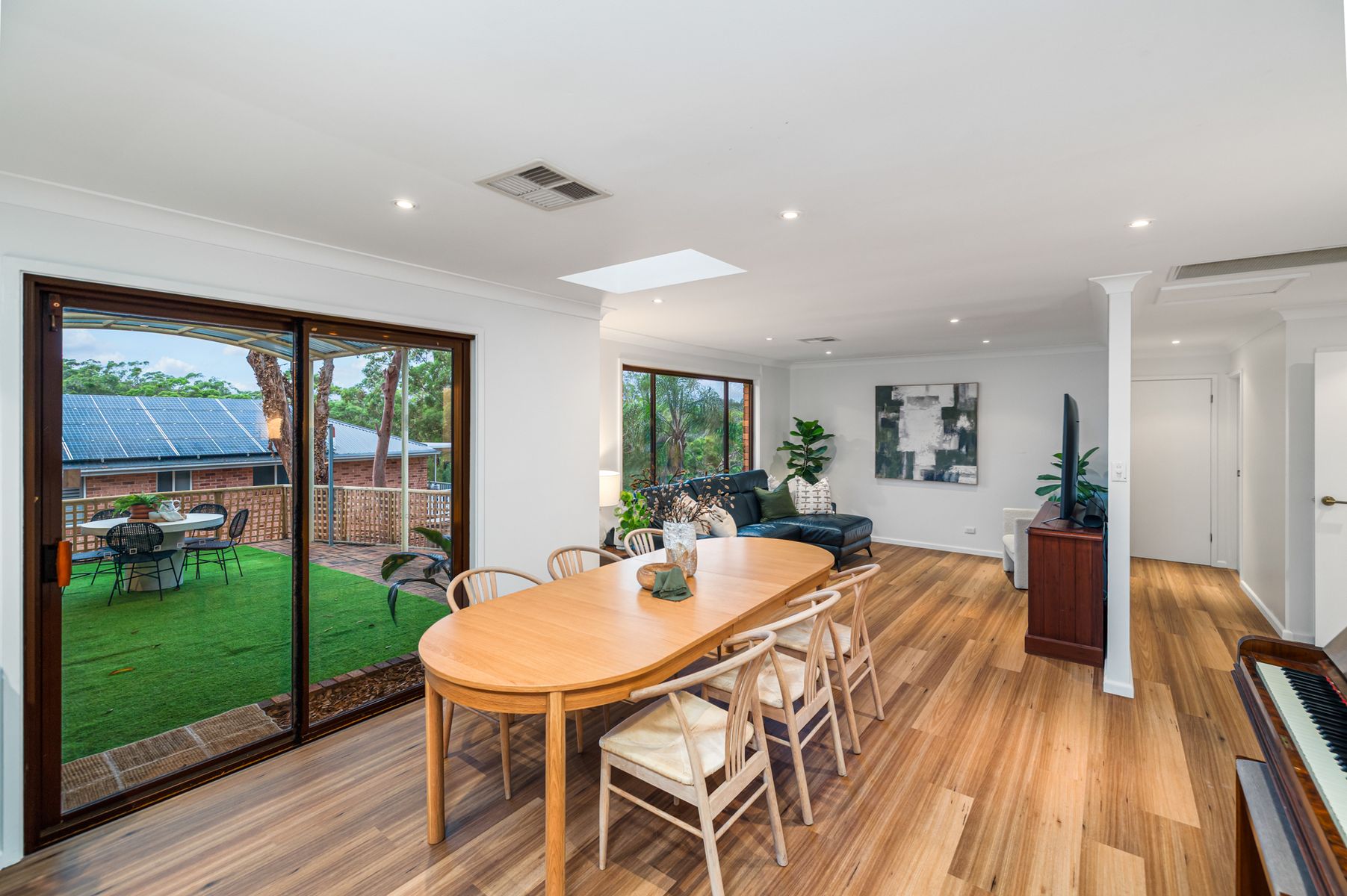 24 Walsh Close, Illawong NSW 2234, Illawong - Thumbnail 6