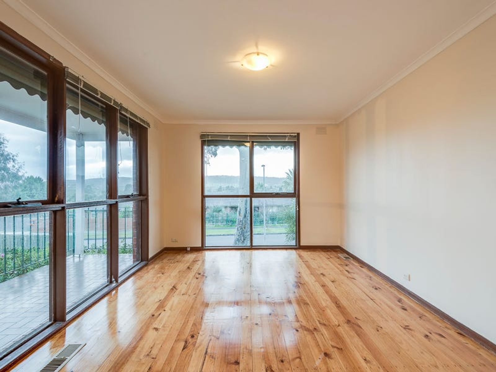 15 Aaran Close, Endeavour Hills, VIC 3802, Endeavour Hills - Thumbnail 4