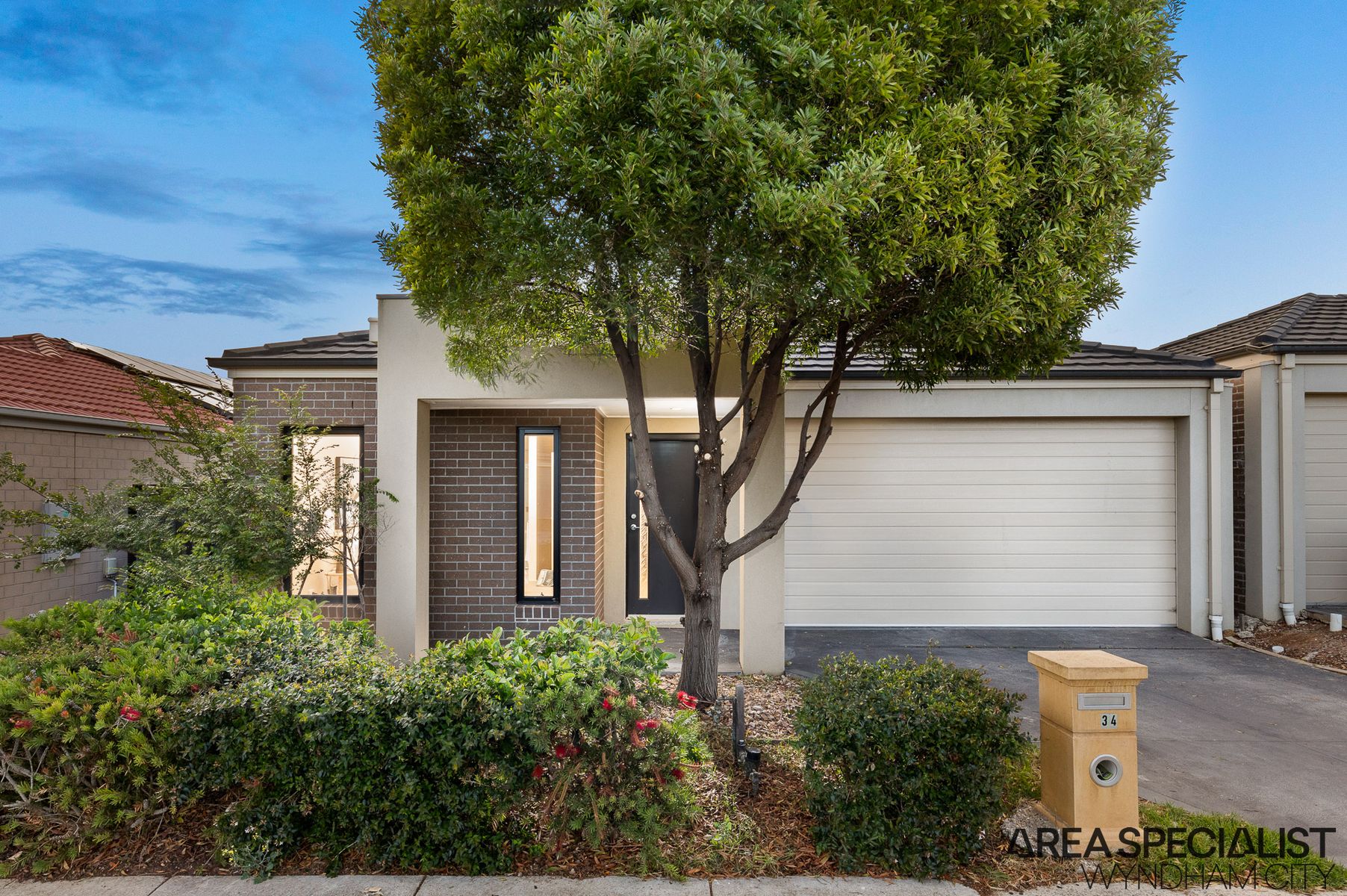 34 Terrene Terrace, Point Cook, VIC 3030, Point Cook - Thumbnail 2