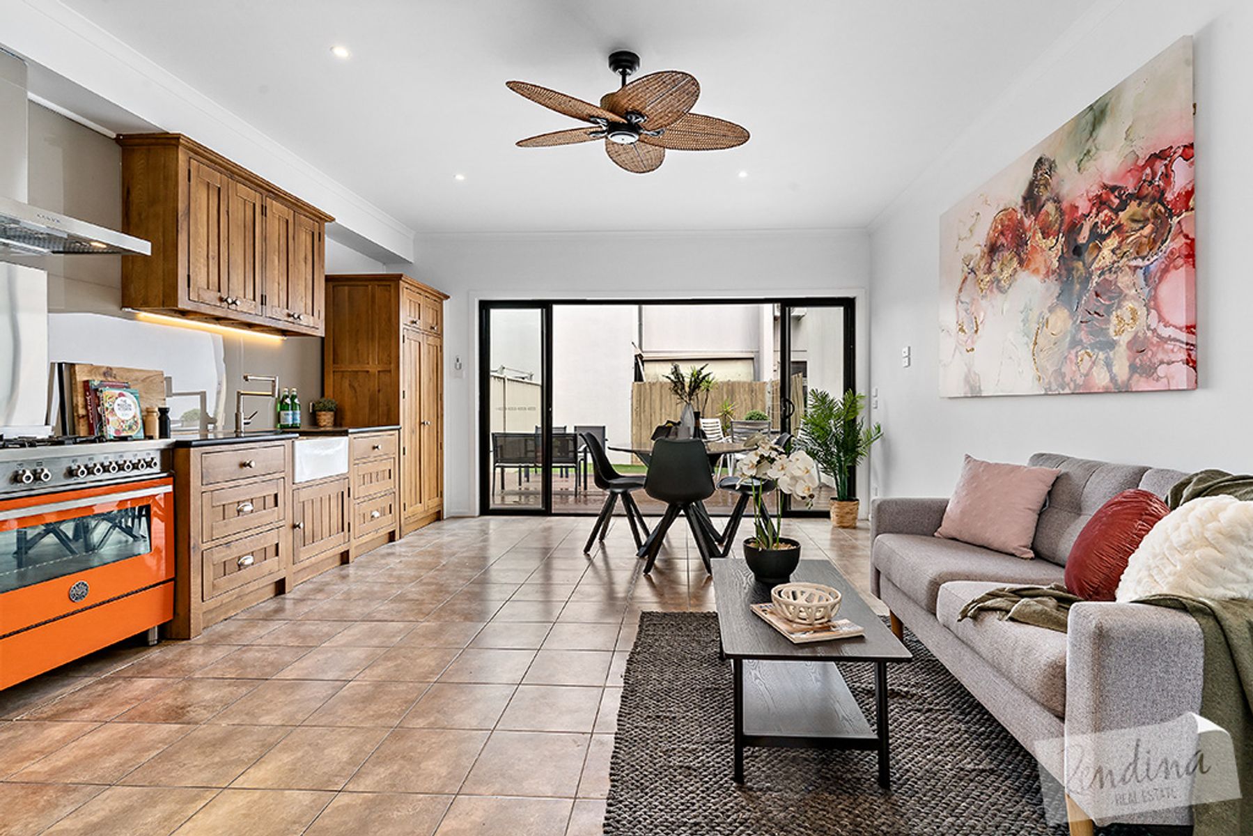 30 Newton Street, Kensington - Thumbnail 2