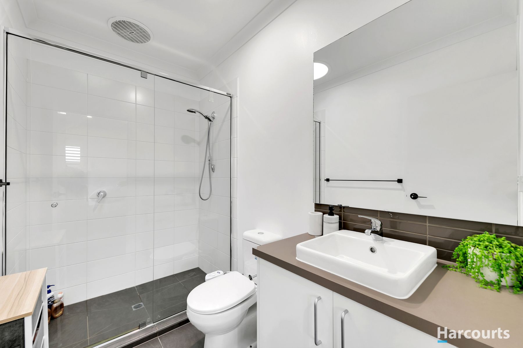 13 Forrester Grove, Fraser Rise, VIC 3336, Fraser Rise - Thumbnail 4