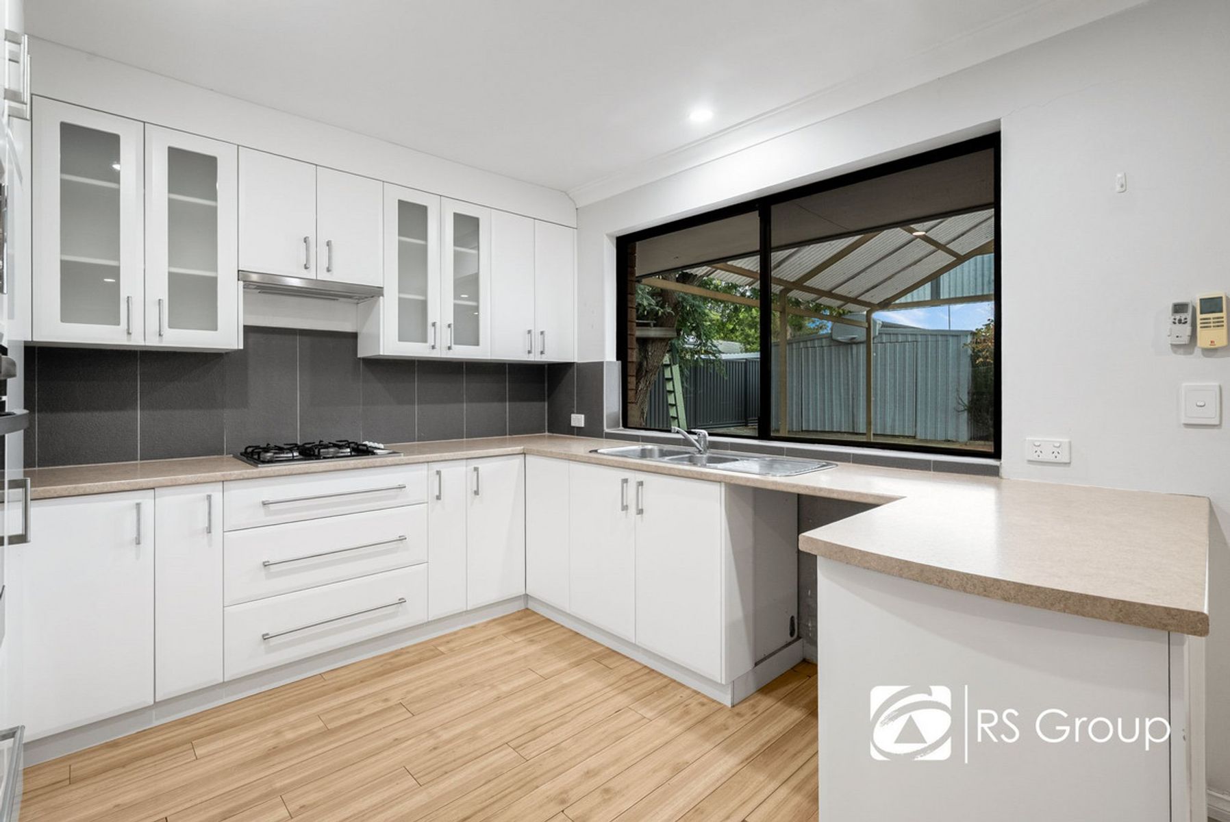 32 Calluna Way, Forrestfield WA 6058, Forrestfield - Thumbnail 4