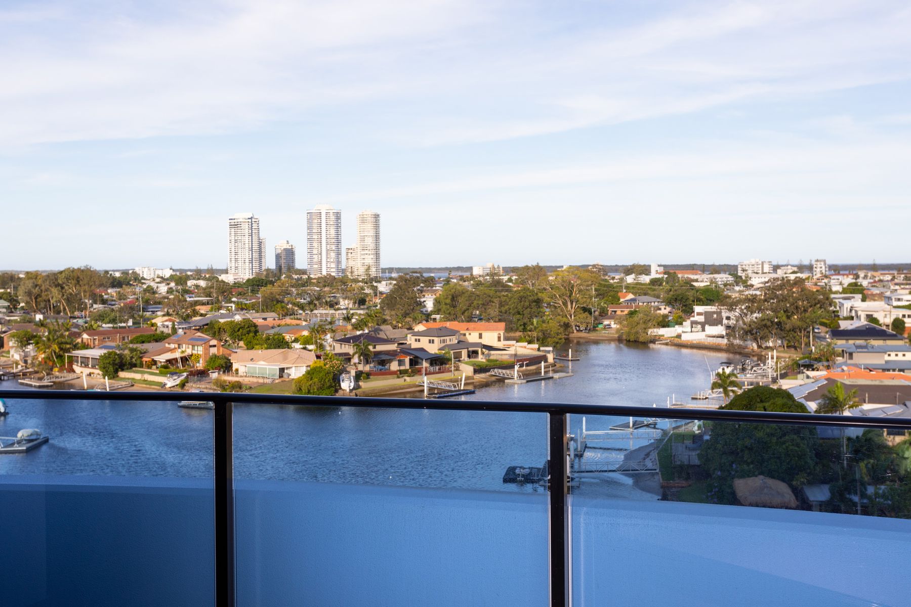 2605 5 Harbour side court  Biggera Waters Alessia Tang 12