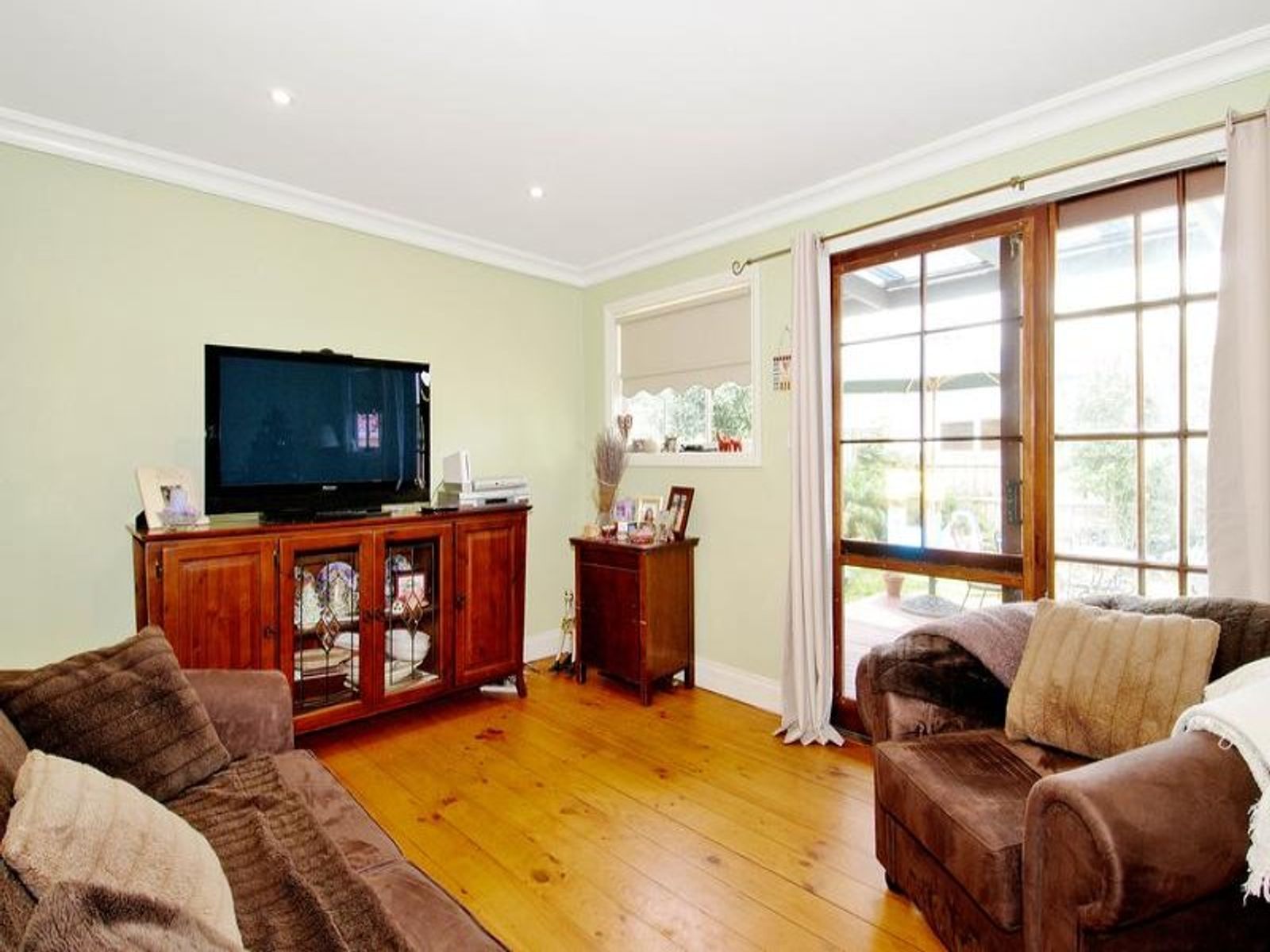 33 Essex Street, Footscray - Thumbnail 4