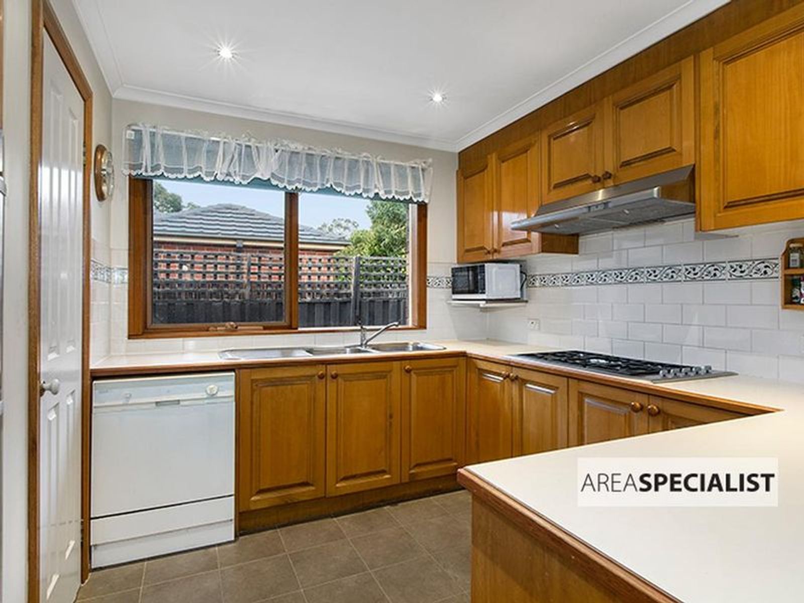 8 Gilchrist Way, Aspendale Gardens, VIC 3195, Aspendale Gardens - Thumbnail 2